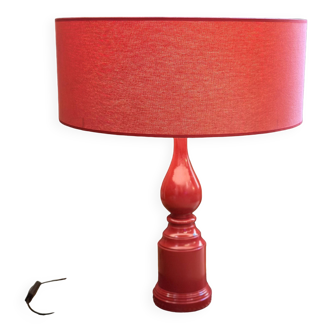 Lampe quille rouge