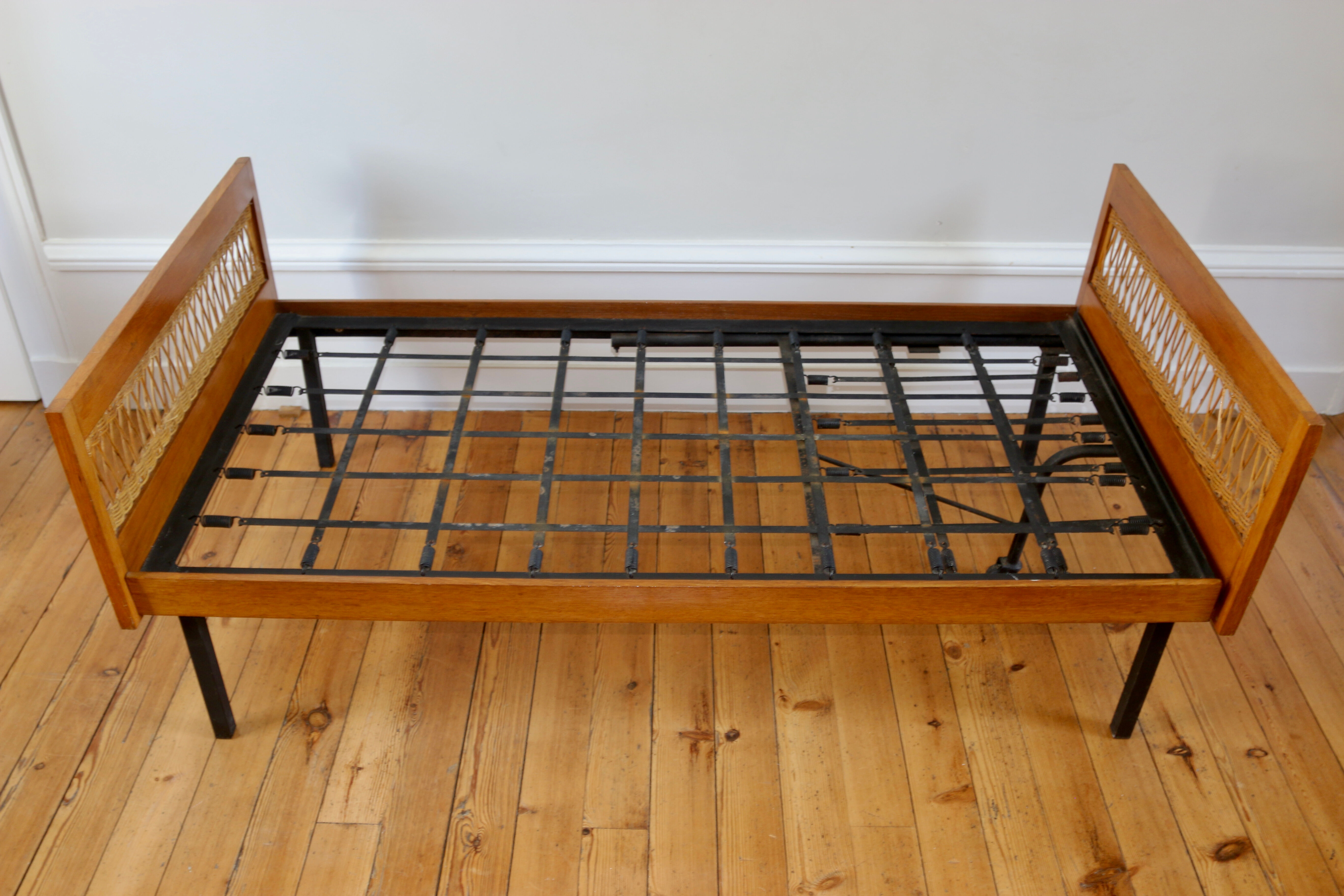 Daybed vintage 1960 chêne et rotin