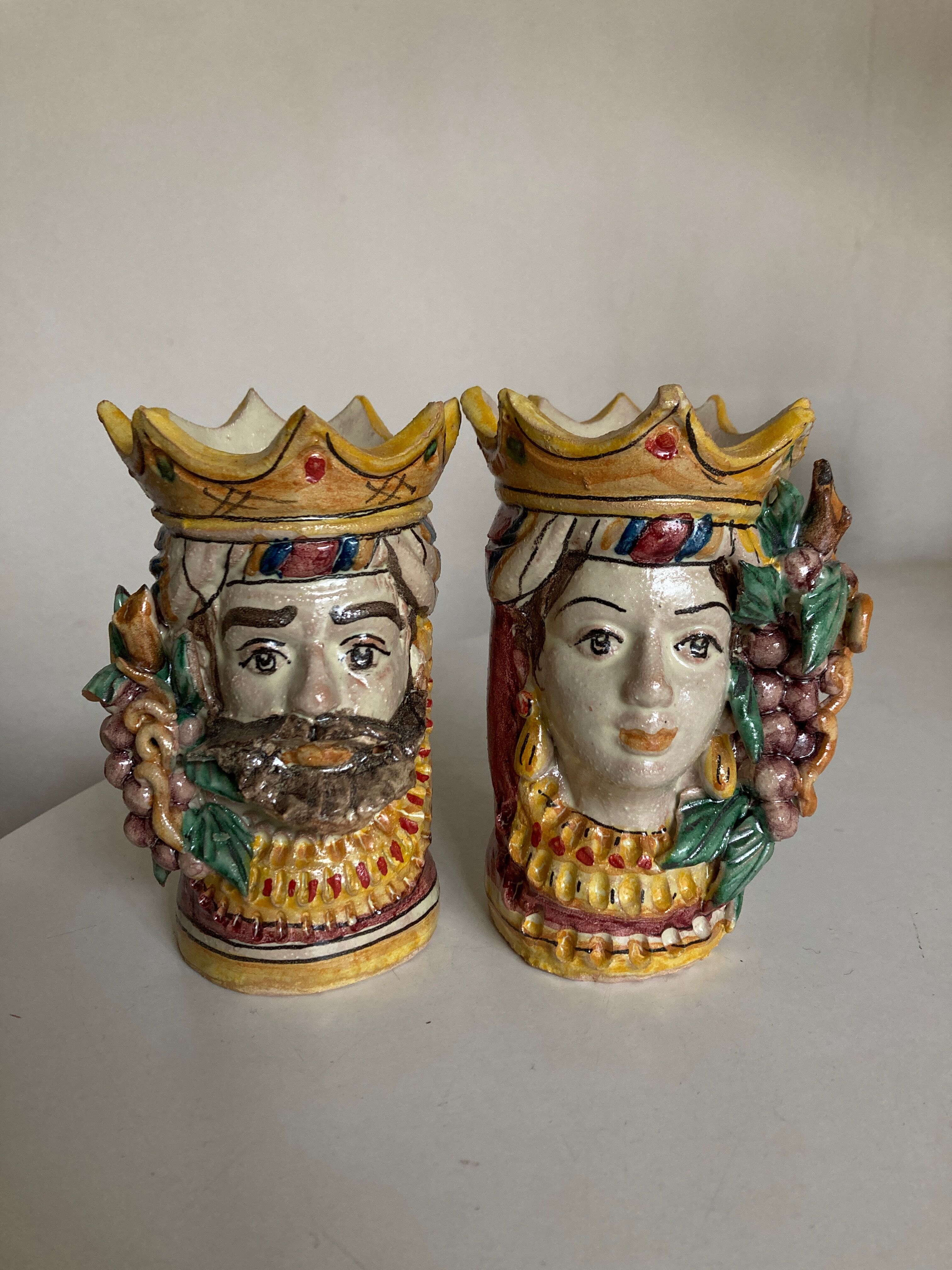 Pair of vases heads di Moro Caltagirone Italian design Sicily