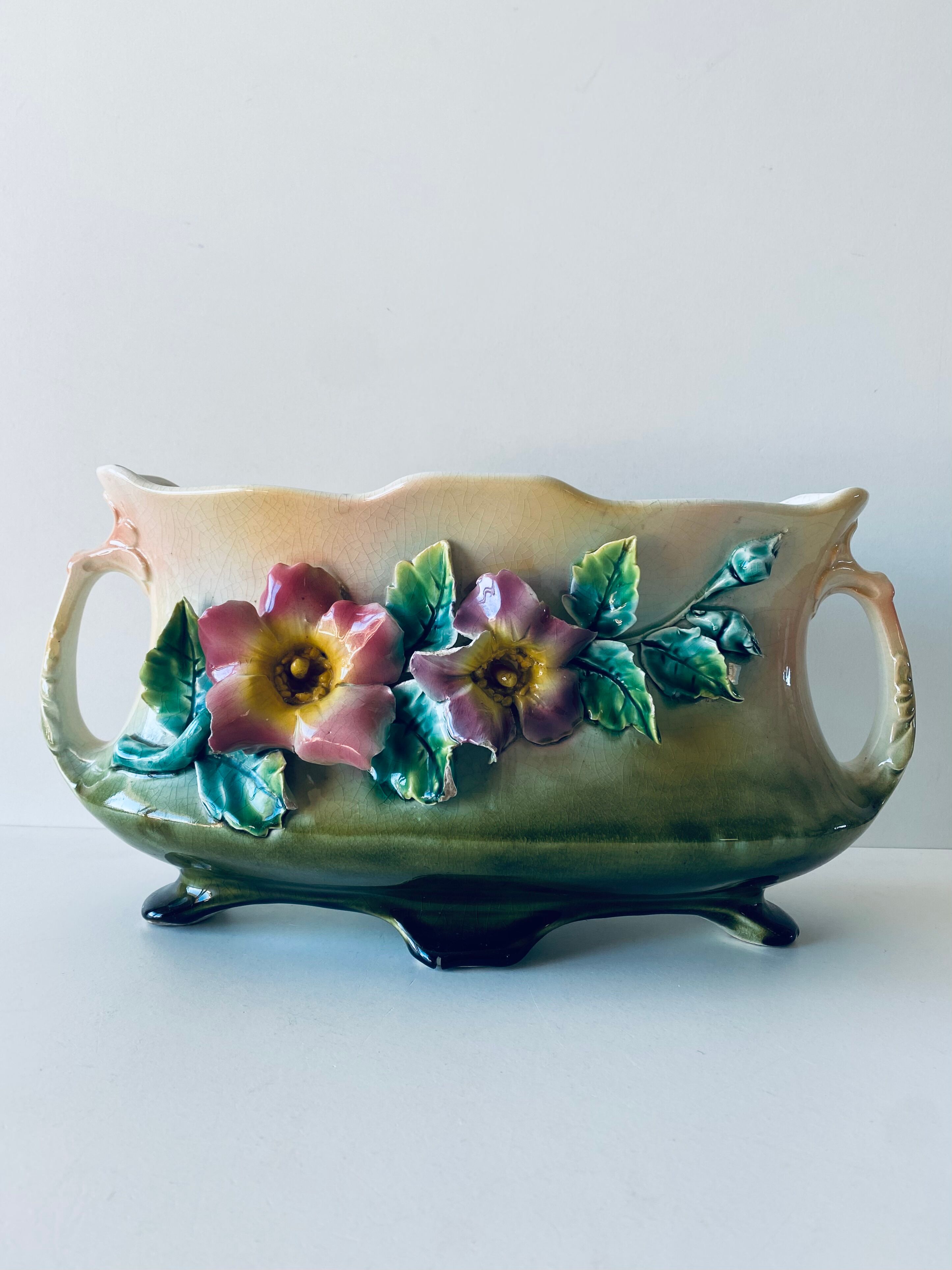 Pot cover or art deco trim