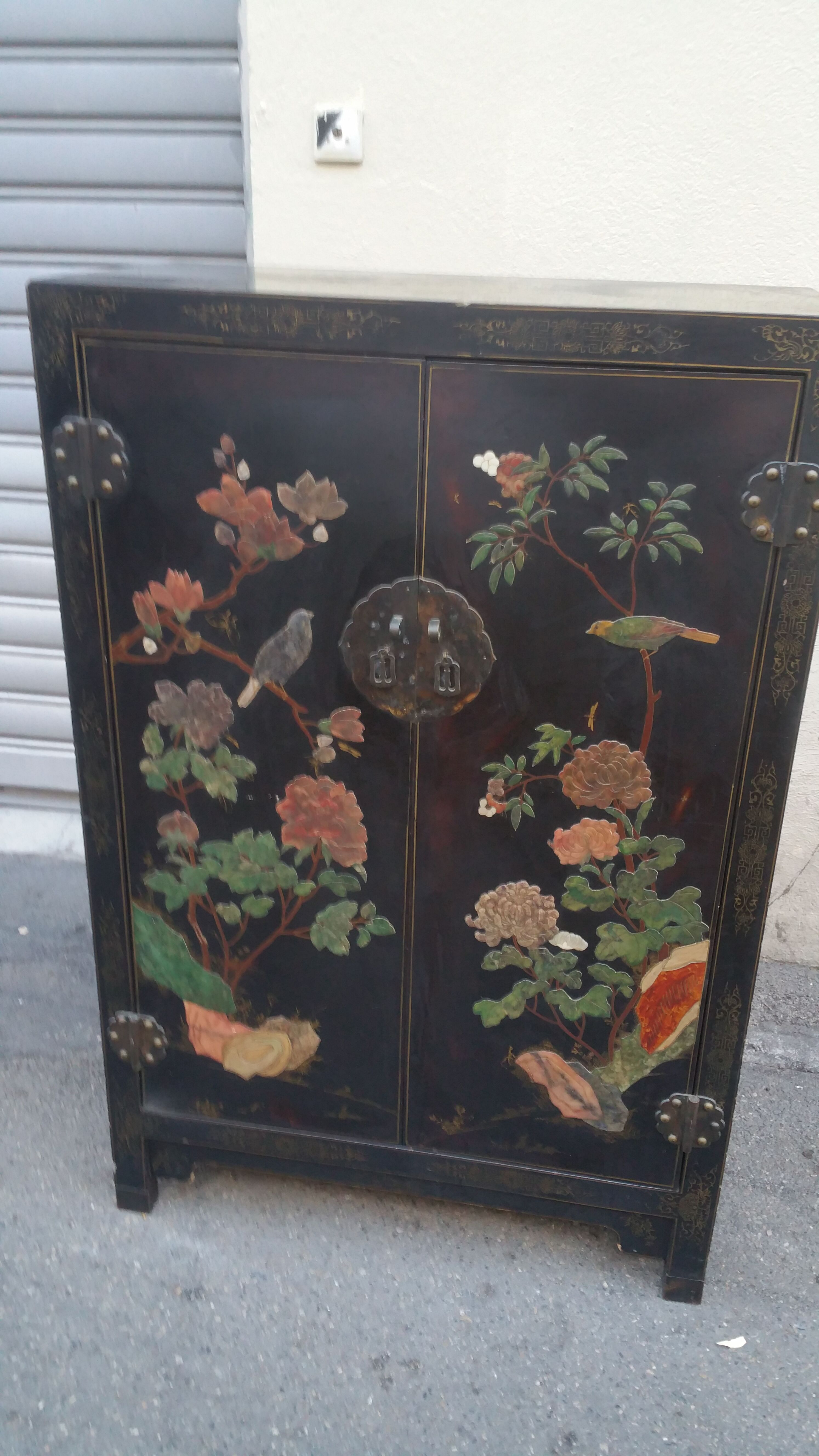 Chinese furniture