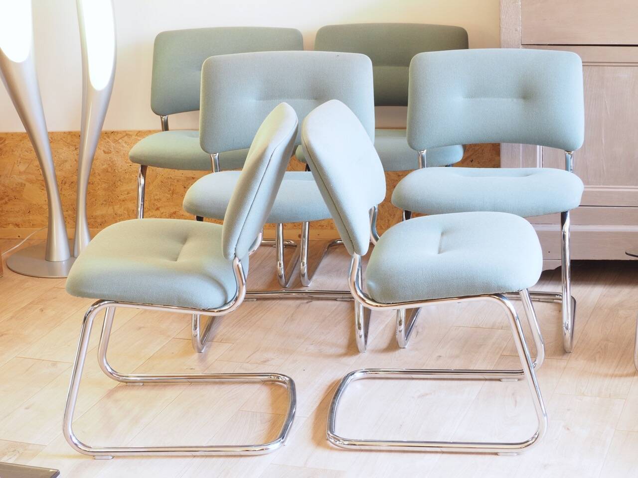 6 steelcase strafor chairs