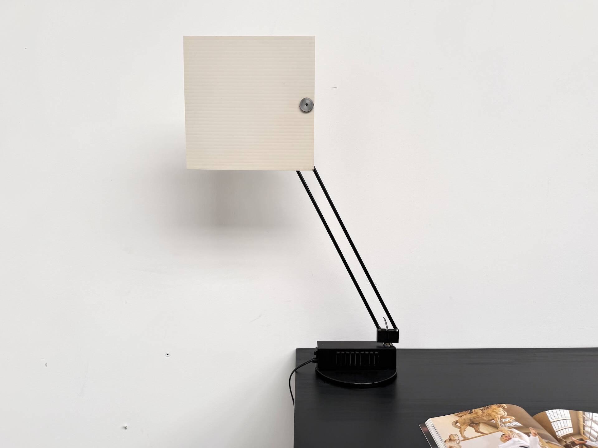 Rare desk/table lamp "WO" by Sacha Ketoff - Aluminor Edition, circ