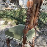 Canned chair
