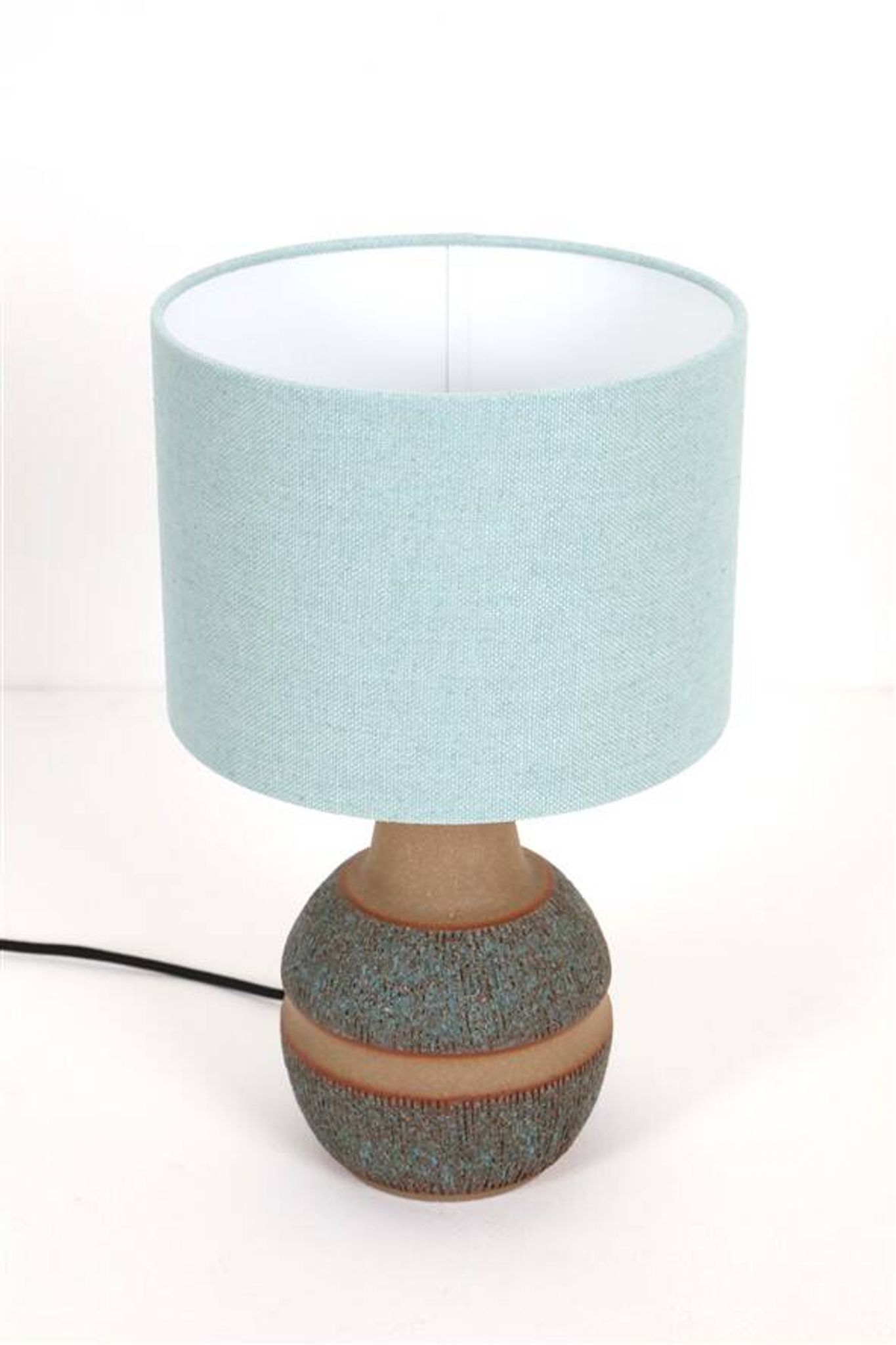 Søholm / Einar Johansen “3072” ceramic table lamp / handcrafted / mid-century Danish modern design / 1960s / 1970s