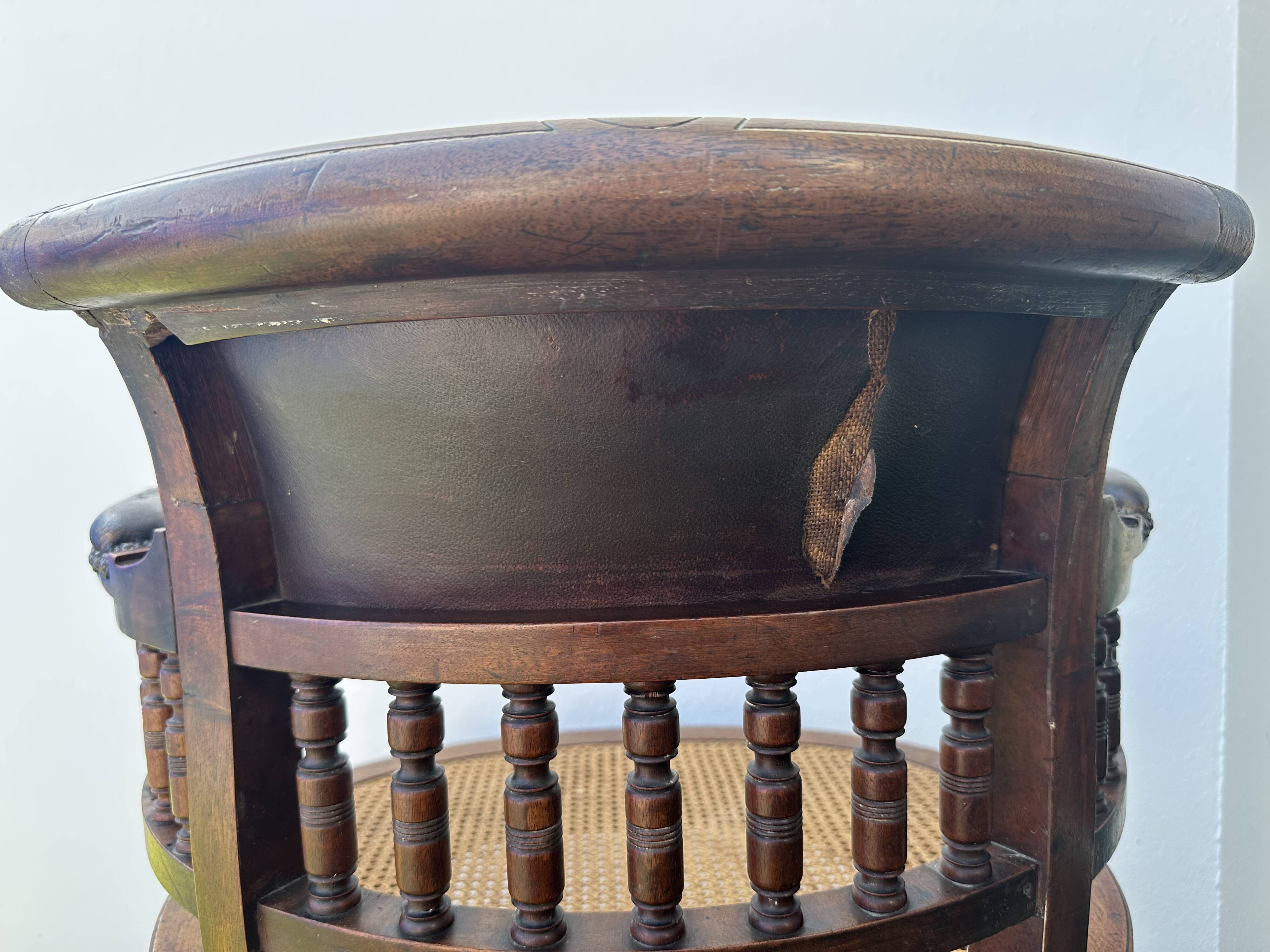 Napoleon III office chair in solid wood