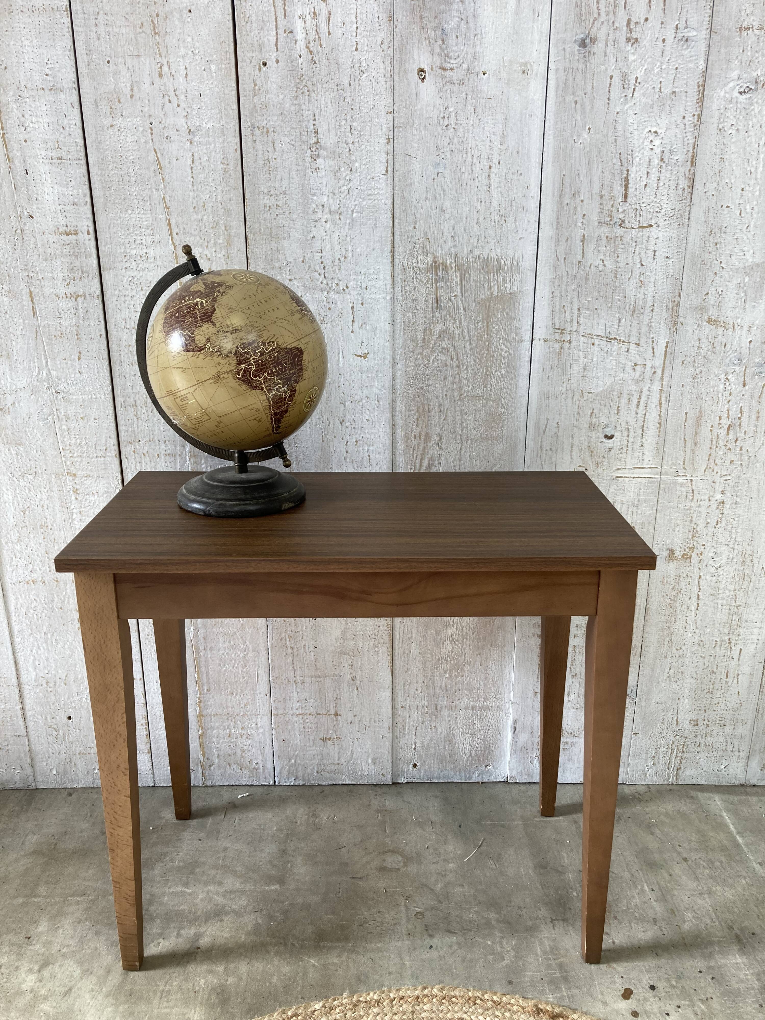 Vintage pedestal table