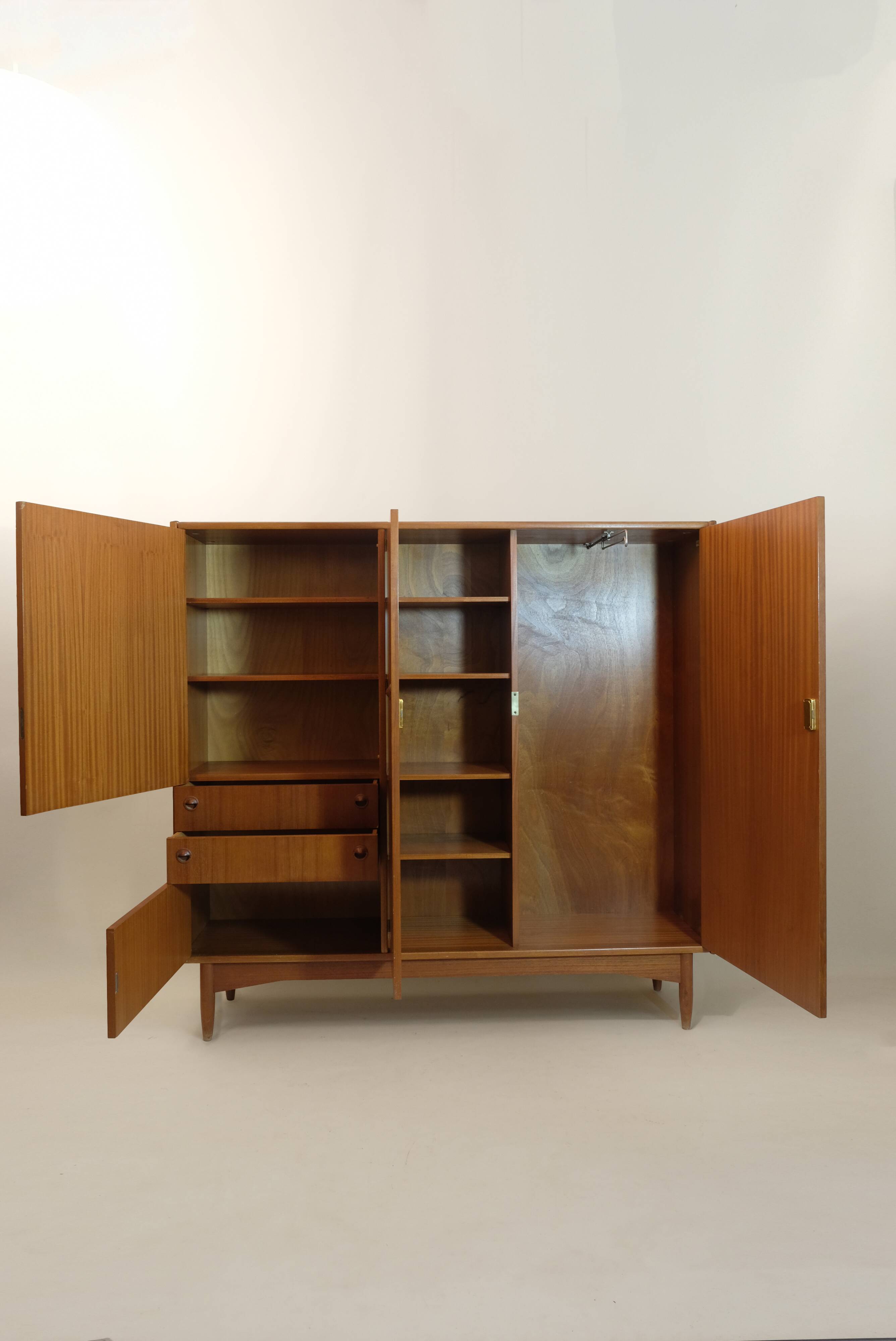 Wardrobe produced by TV furniture in the 1950s.