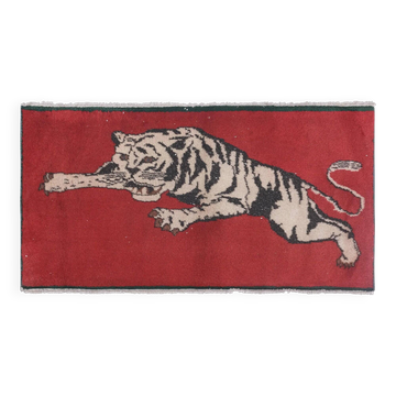 Vintage handmade Turkish rug 75x138 cm