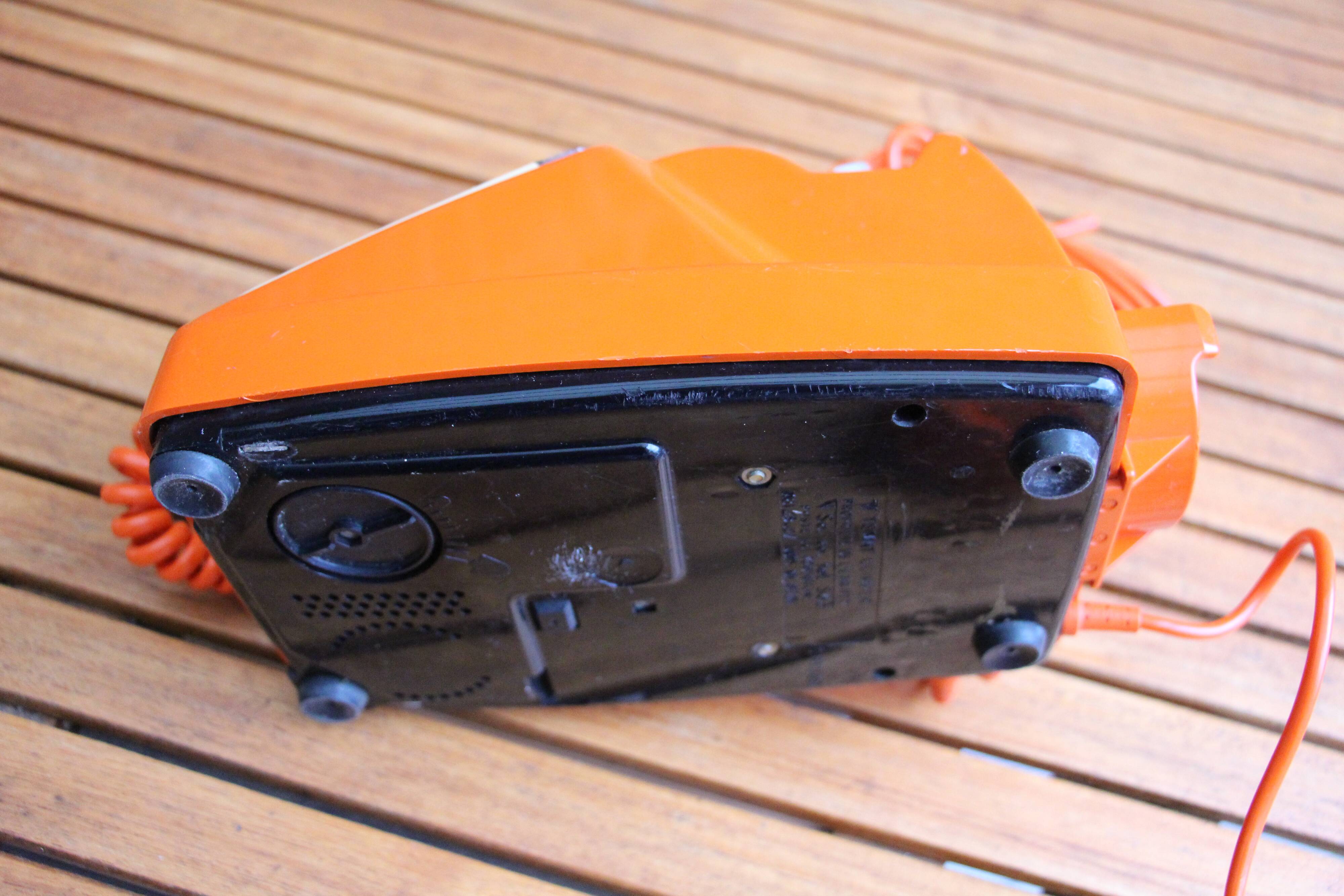 Socotel S63 orange/beige 70's phone