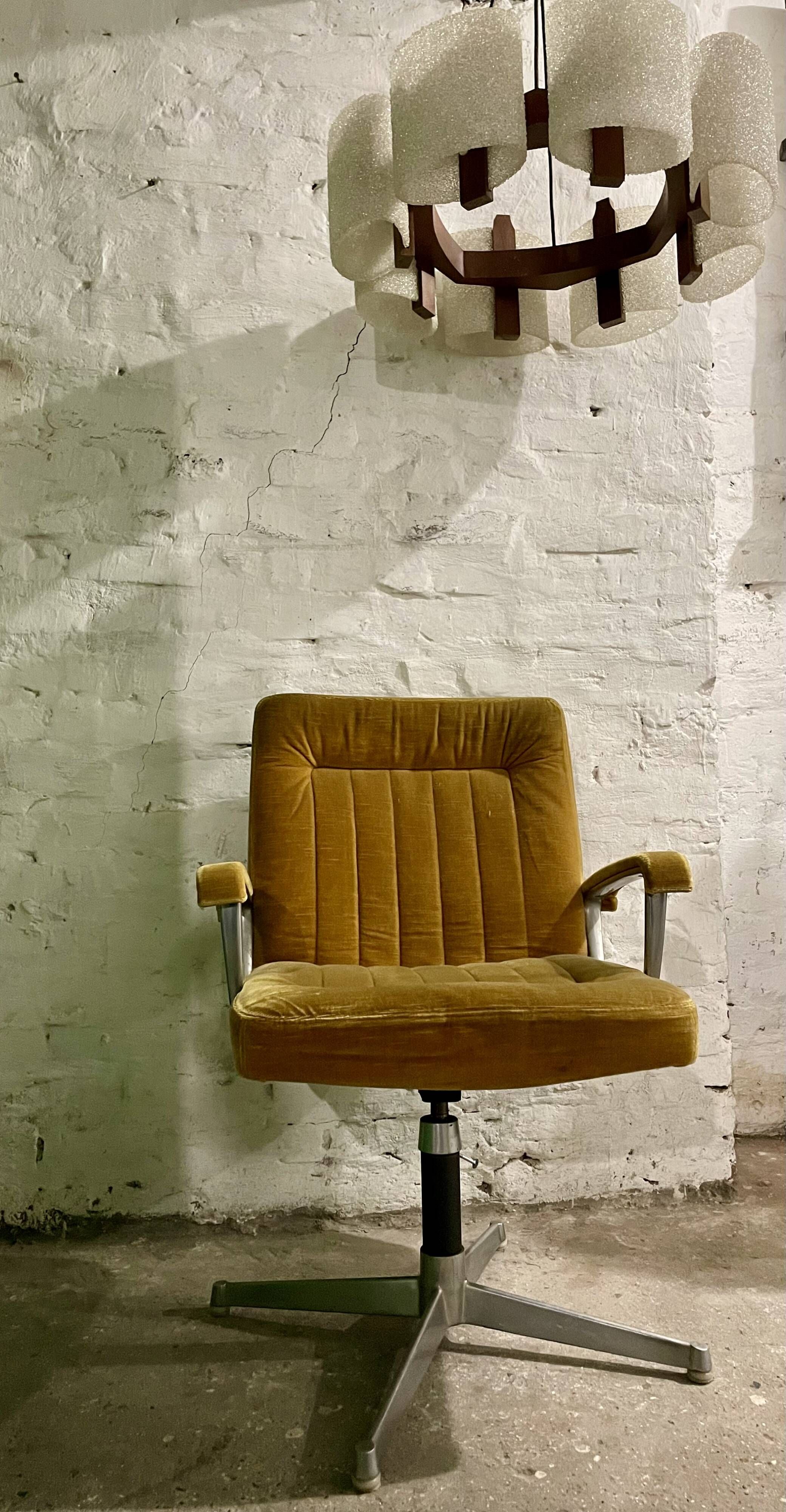 Vintage office chair by Osvaldo Borsani for Tecno