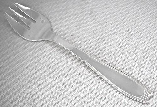 Alfénide, Christofle Paris, 12 oyster forks, Art Deco in silver-plated metal.