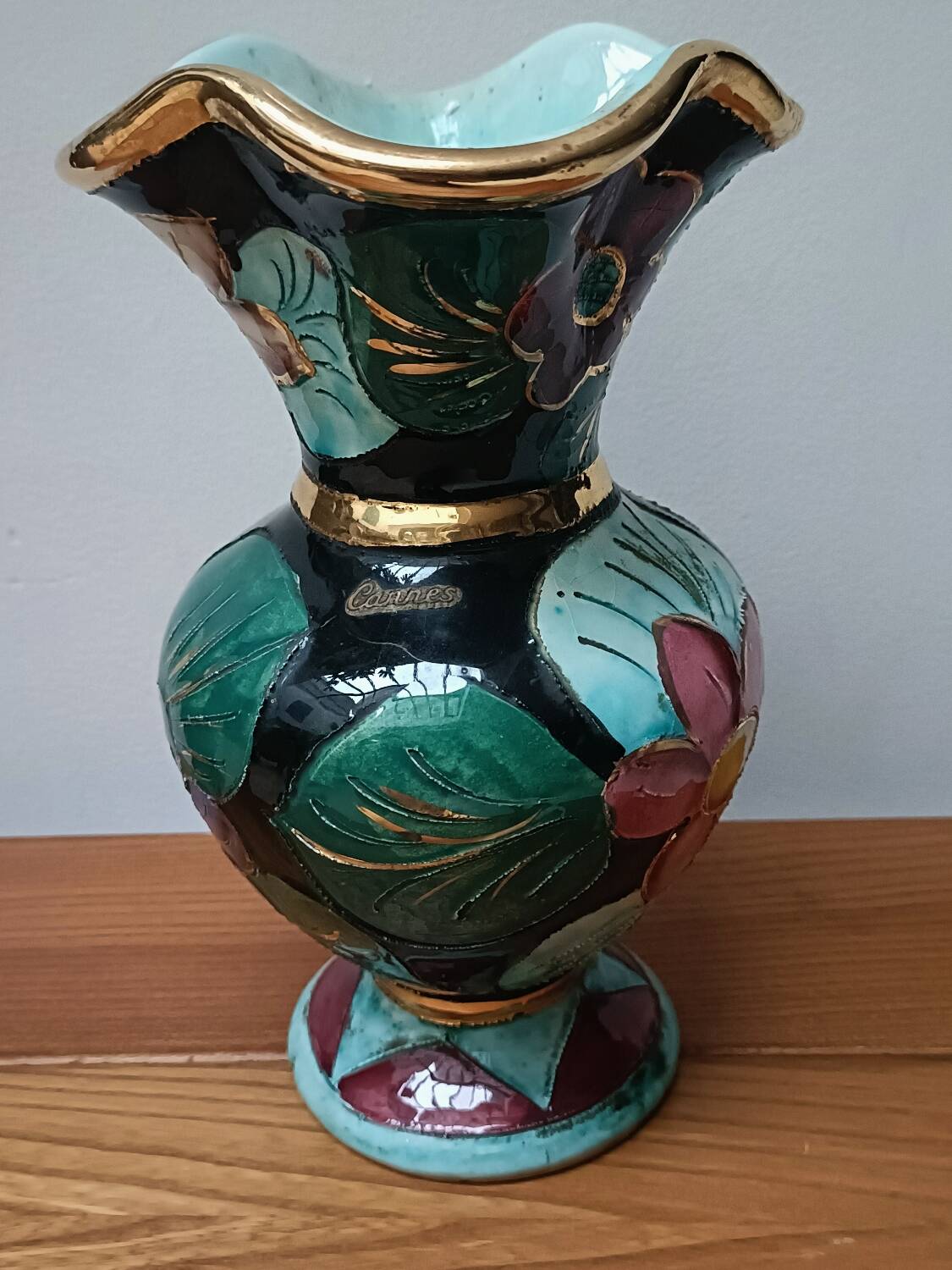 Vallauris corolla vase