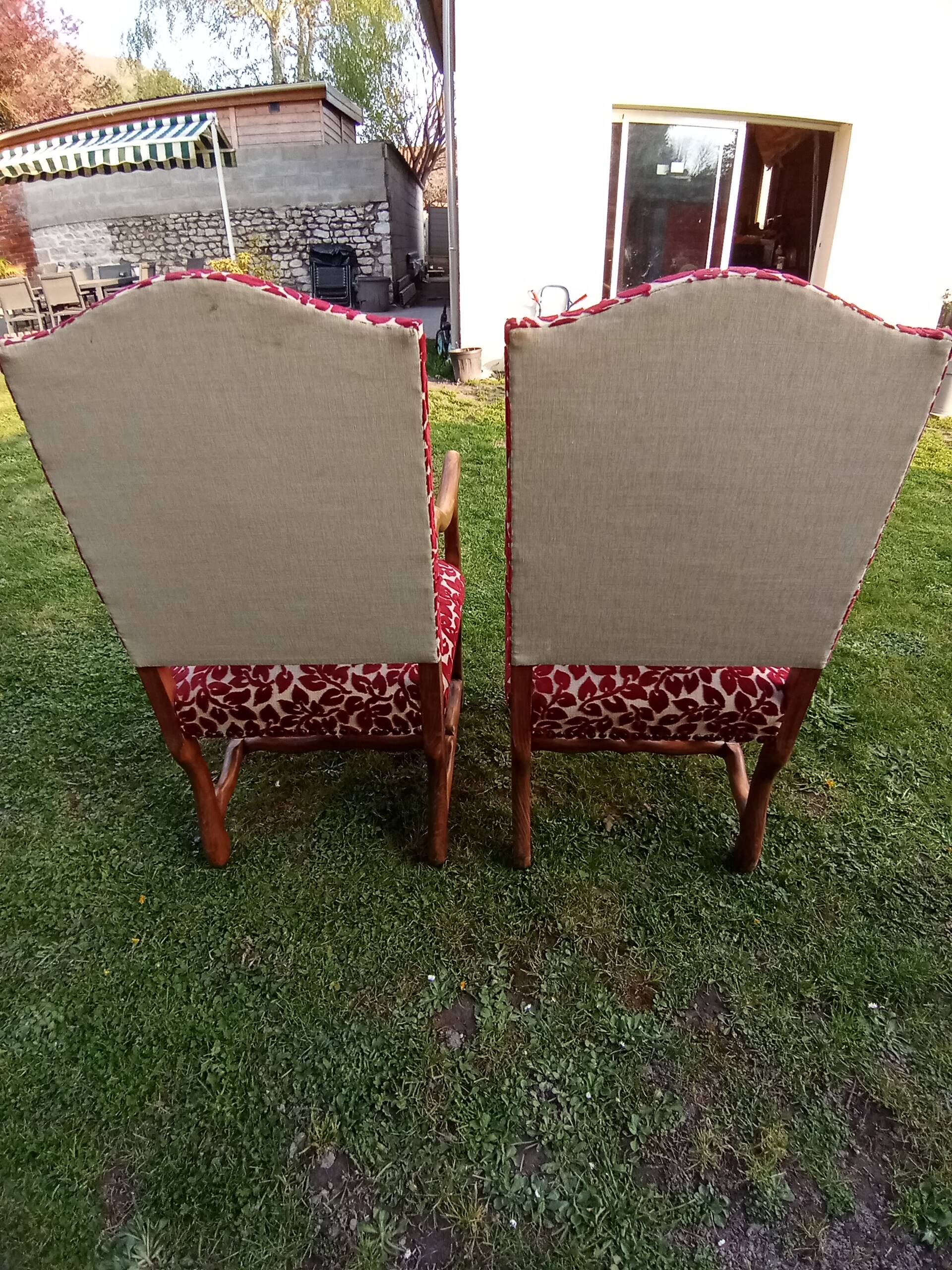 Set of 2 reupholstered antique armchairs – solid wood