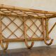 Porte-manteau mural vintage en rotin