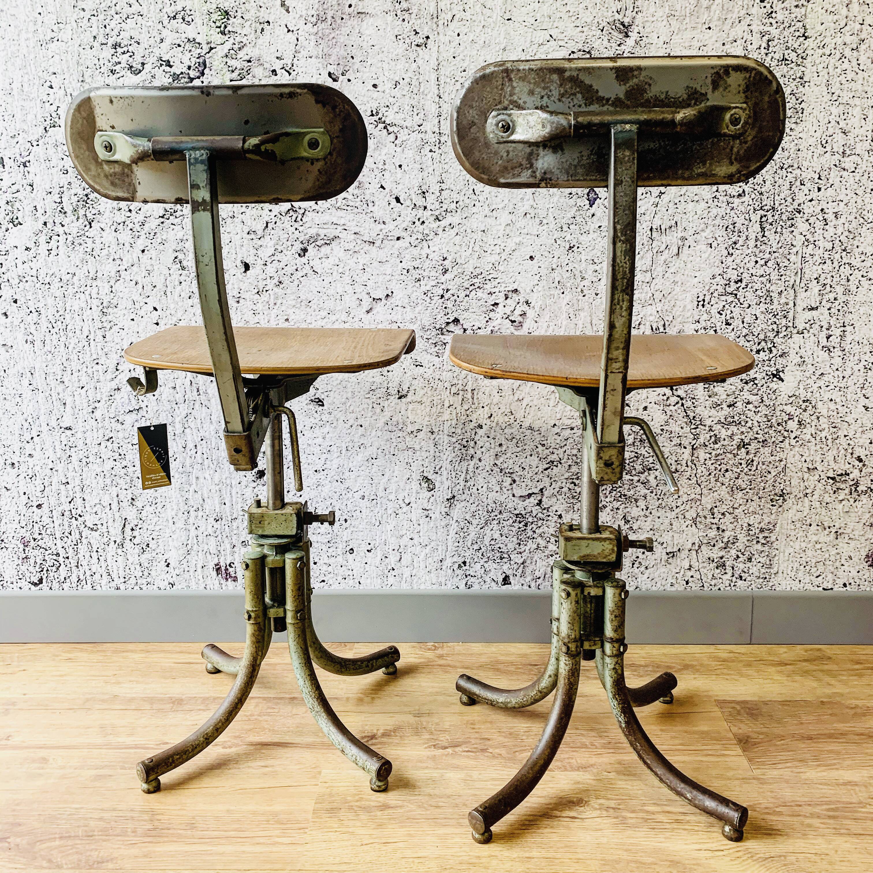 Biénaise industrial chairs