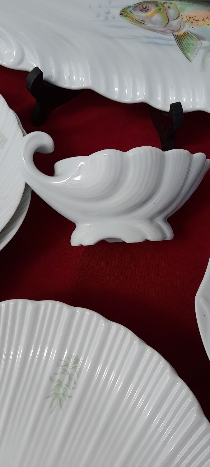 Sologne porcelain fish service 11 plates + dish + sauce boat perfect condition