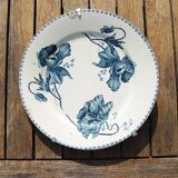 Old U&C Earthenware Plate from Sarreguemines - Feria with Support