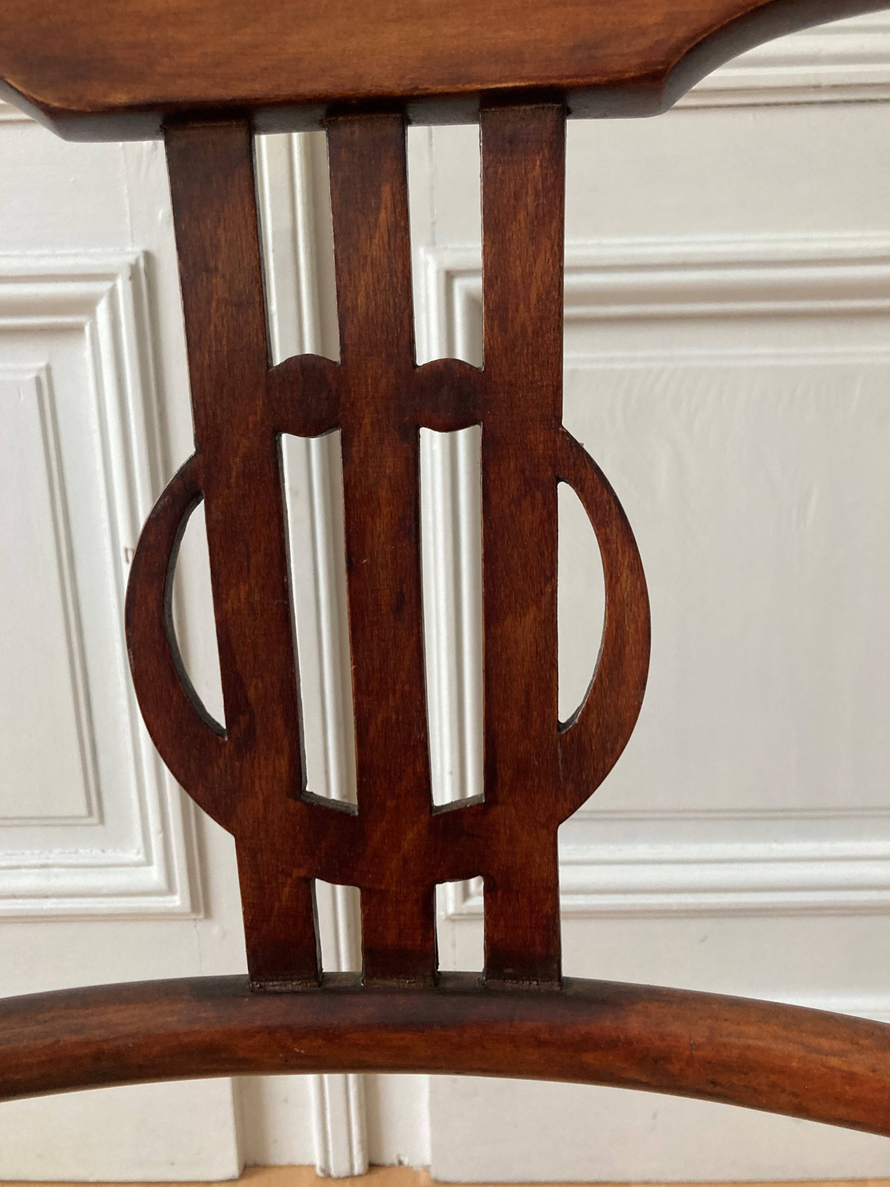 Set of 4 Thonet dining room chairs circa 1905