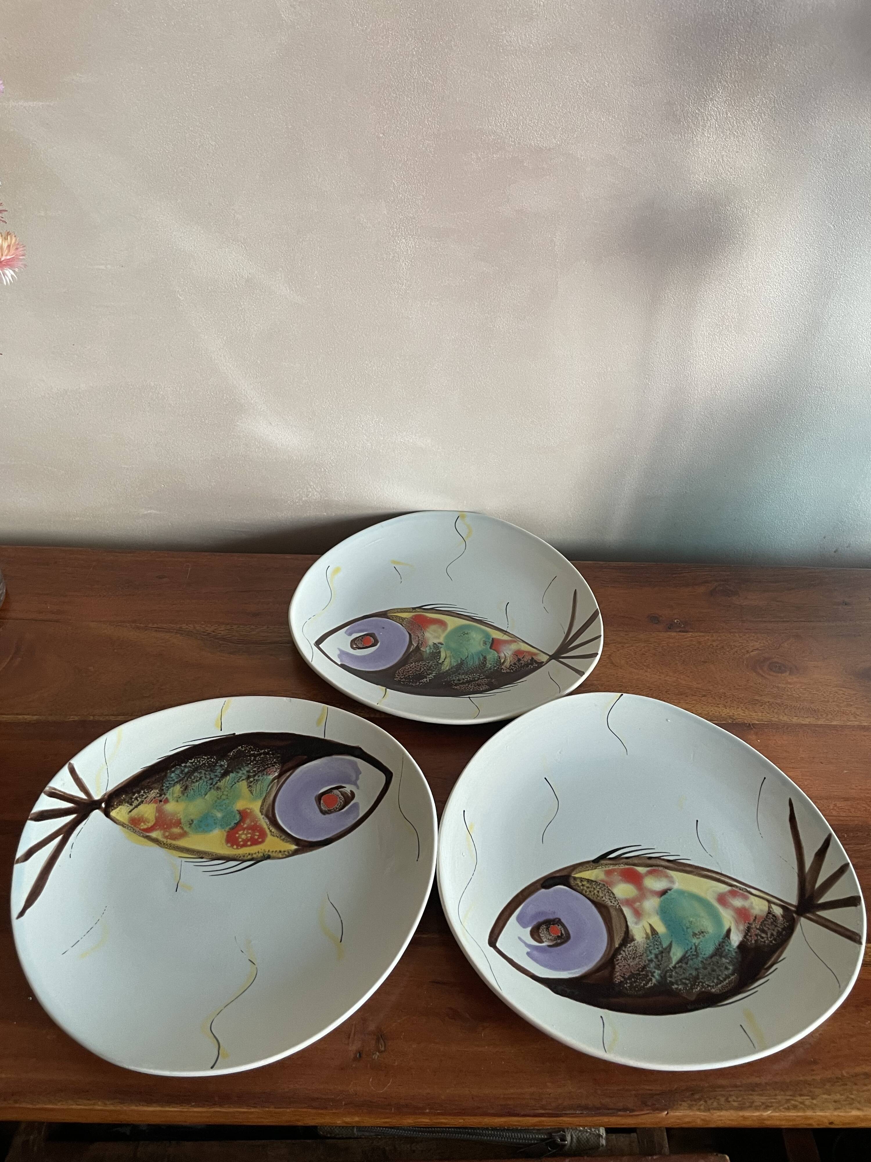 3 Pornic fish plates