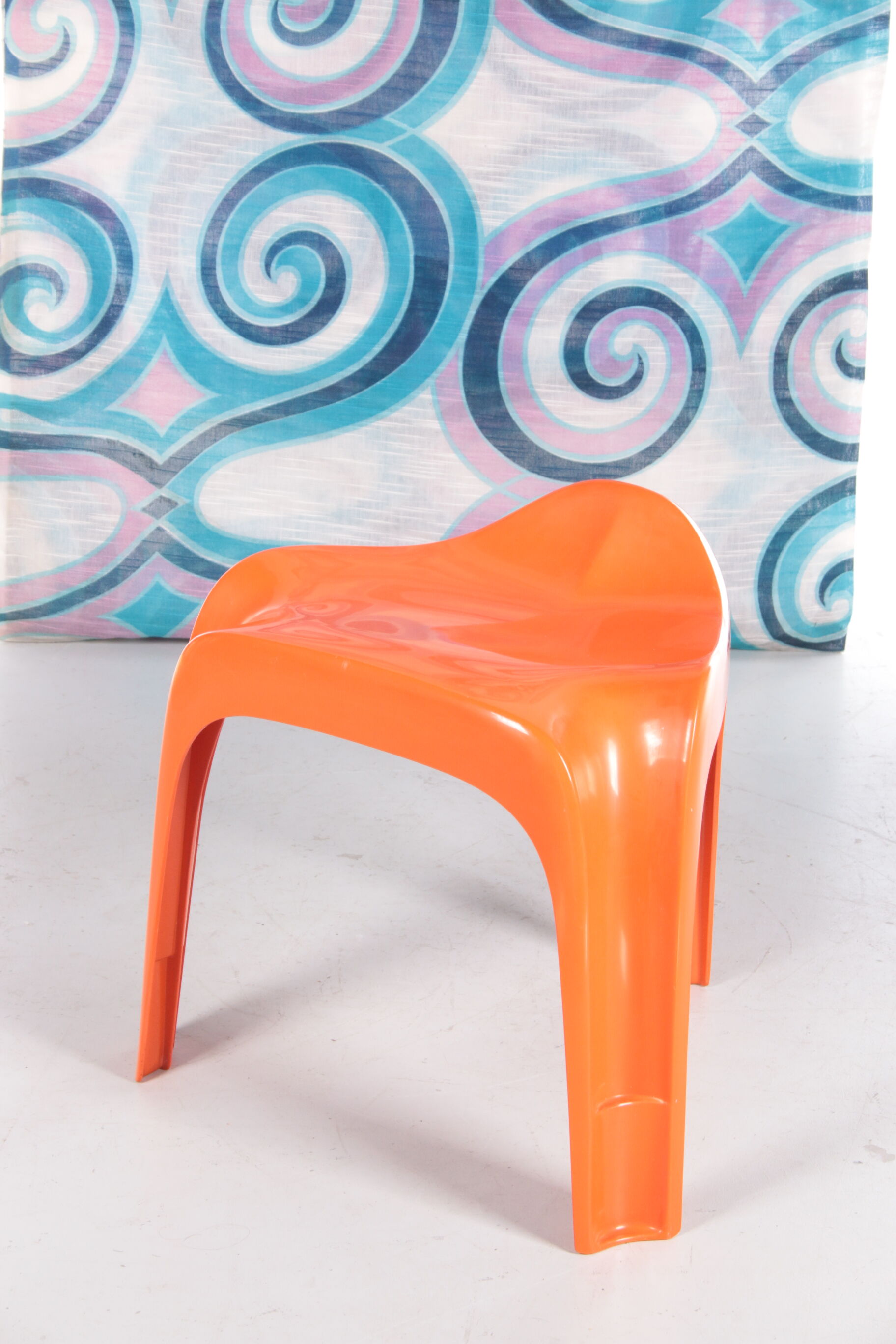 Tabouret vintage orange space age par Casala, 1960
