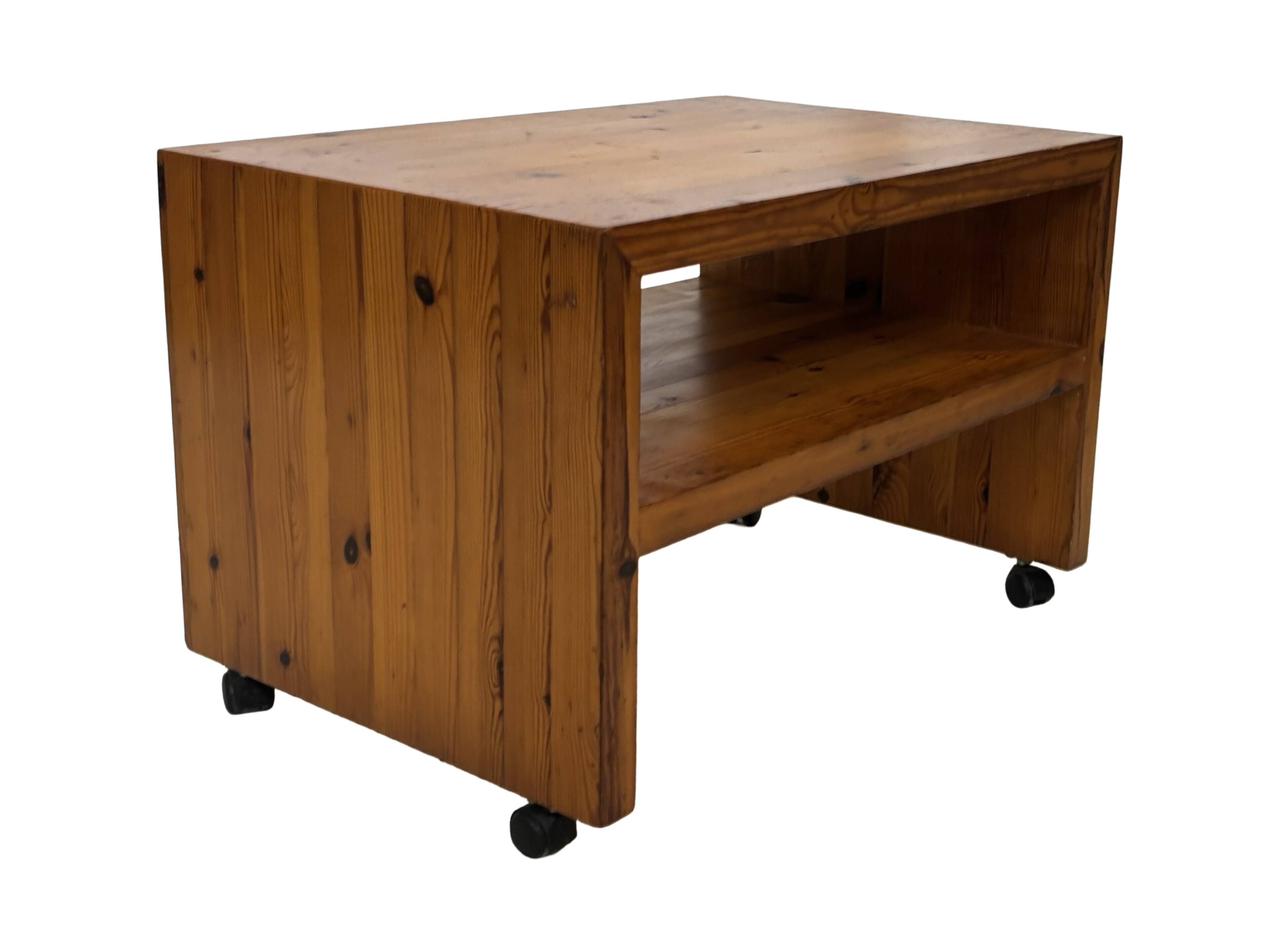Table de chevet en pin, années 70