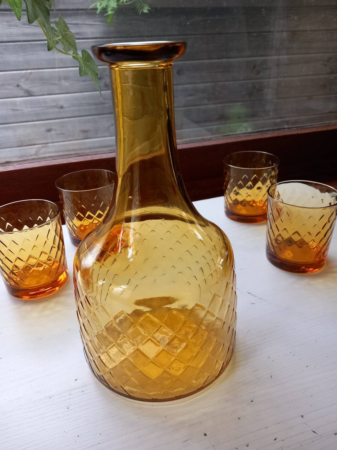 Carafe + 5 glasses, amber glass
