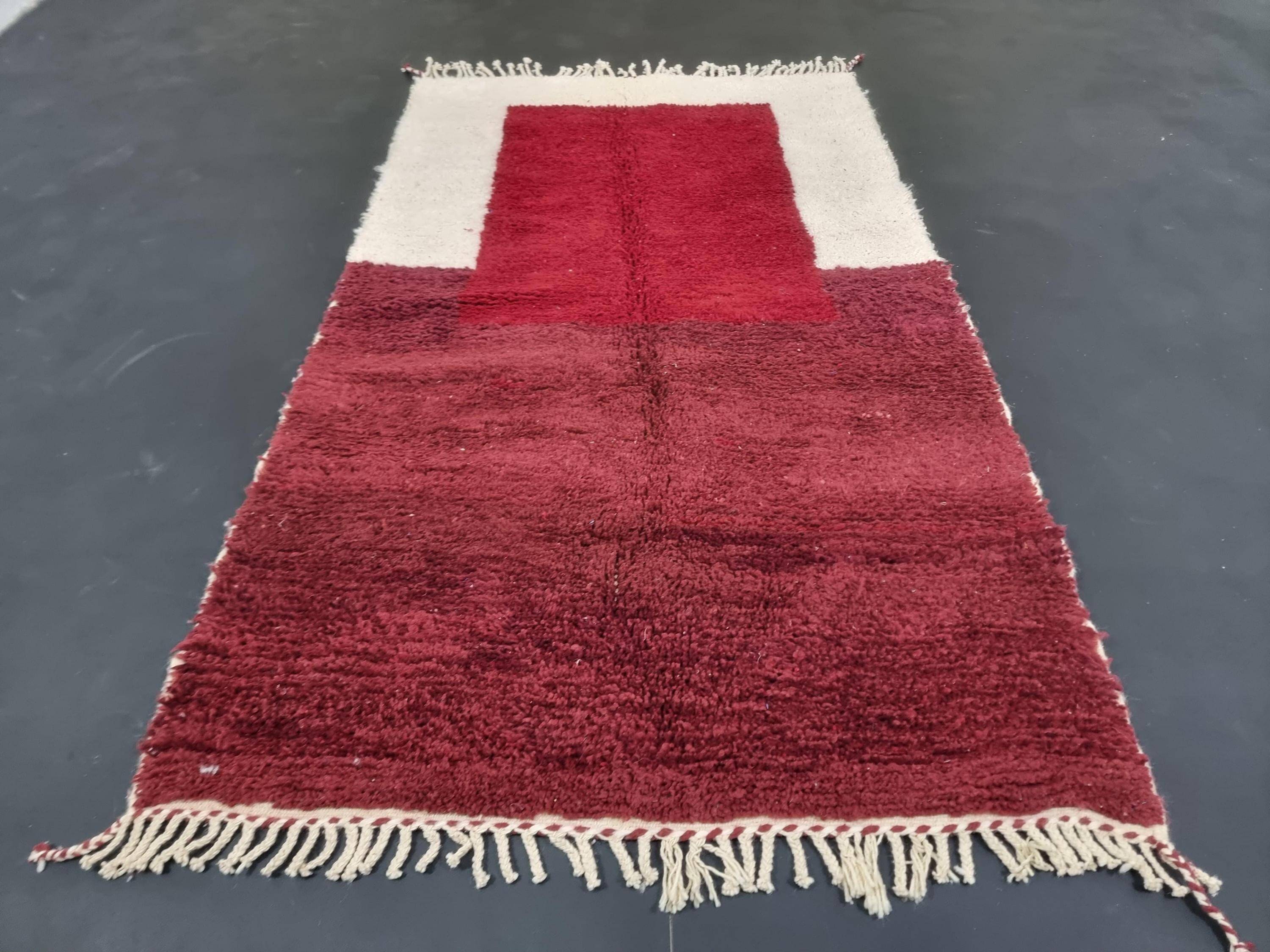 Handmade Berber rug, natural wool, 2.5x1.5 m