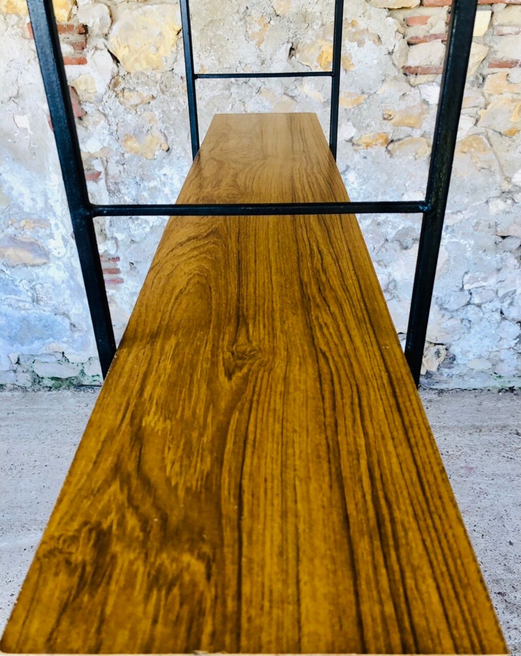 Wall system has 6 Scandinavian modular shelves