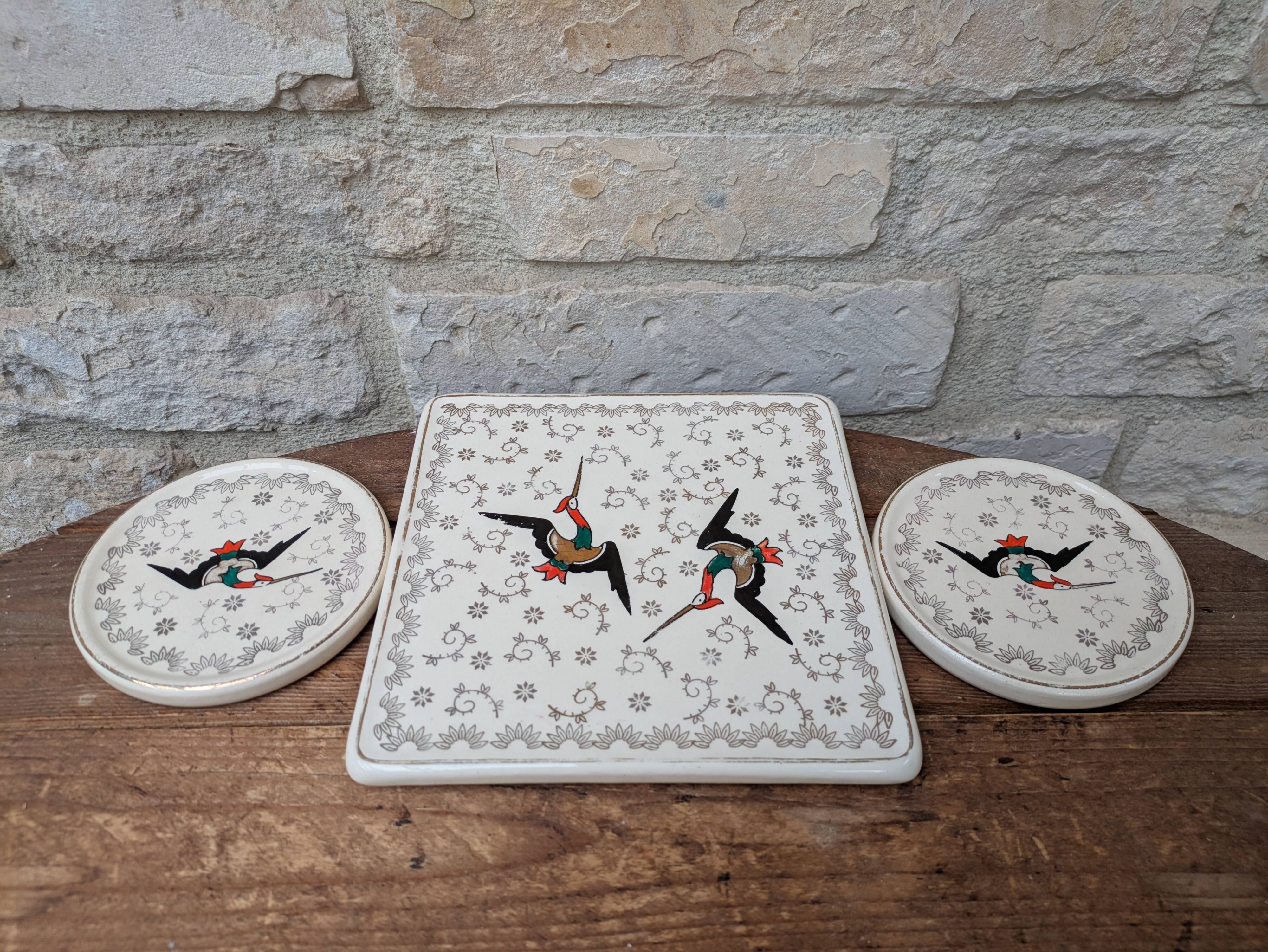Dessous de plat et 2 dessous de bouteille Longwy modèle Chypre