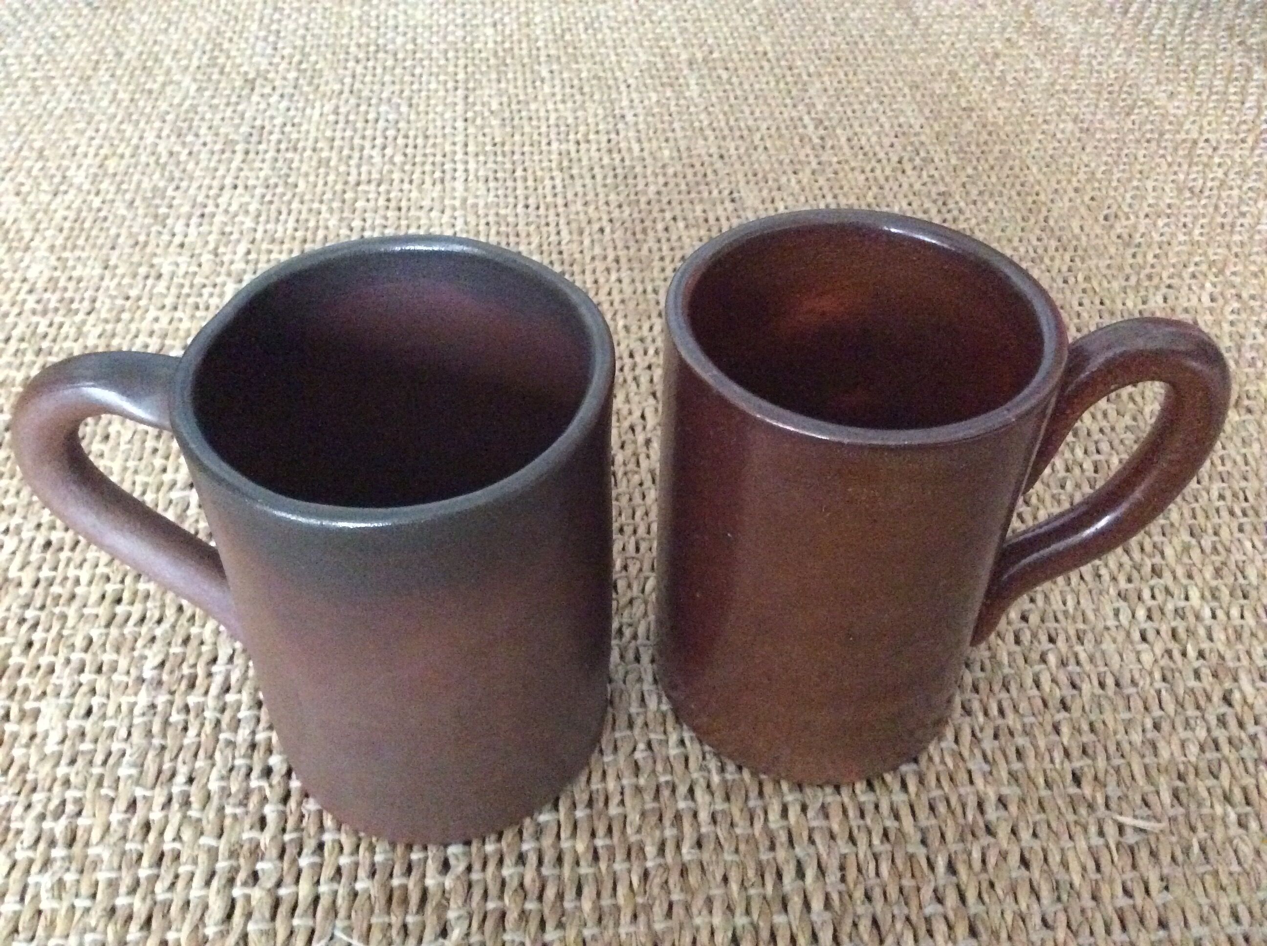 2 stoneware mugs