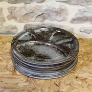 Set of 6 compartment plates in glazed stoneware by Chantal and Thierry Robert.