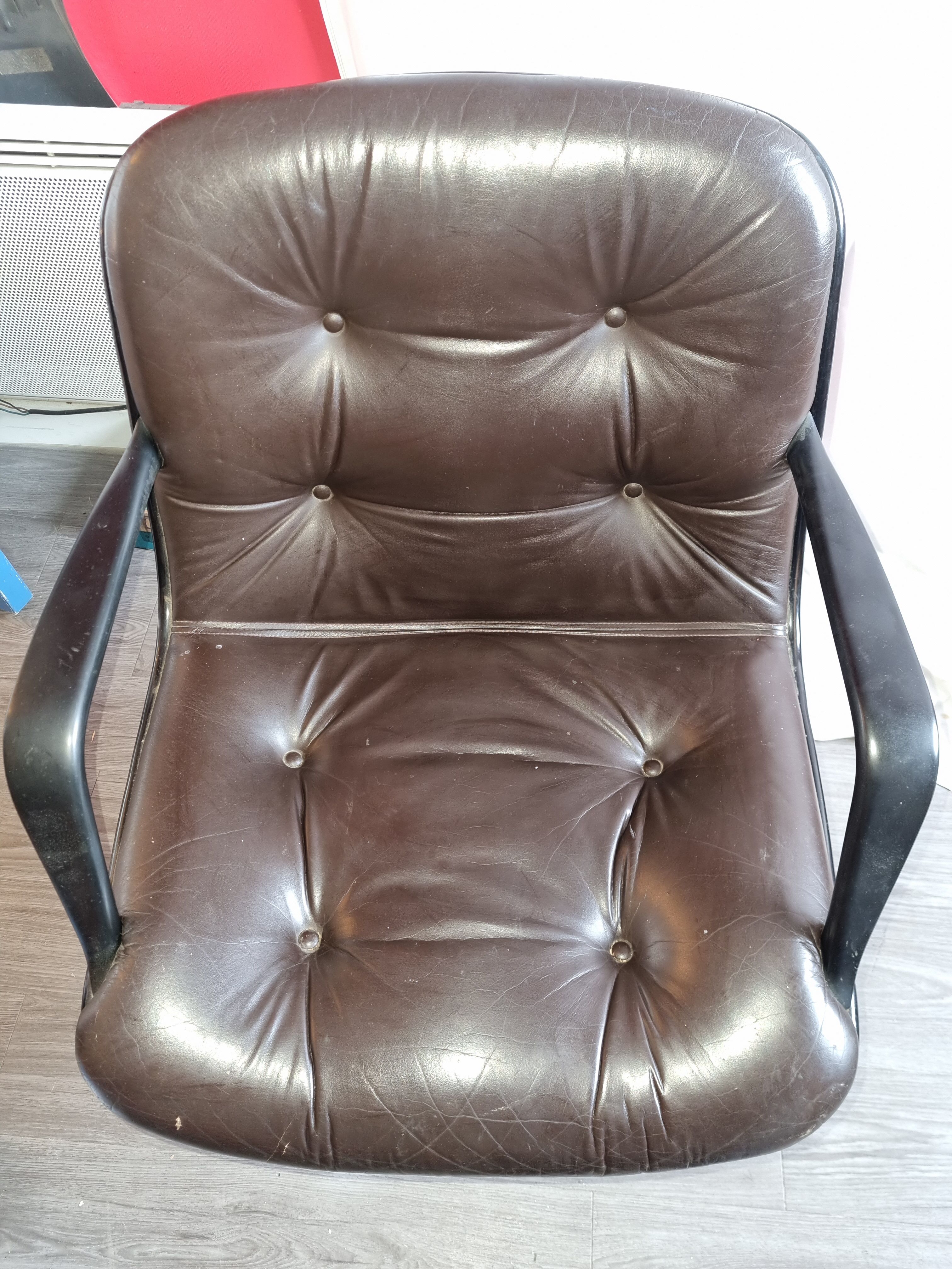 Vintage leather armchair from 1970