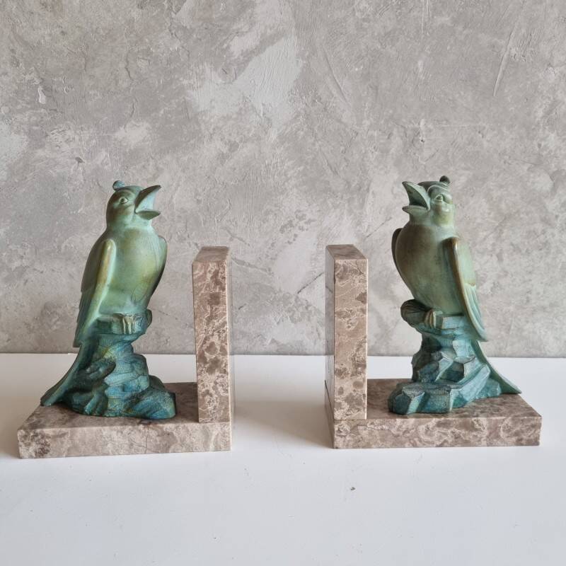 Bookends