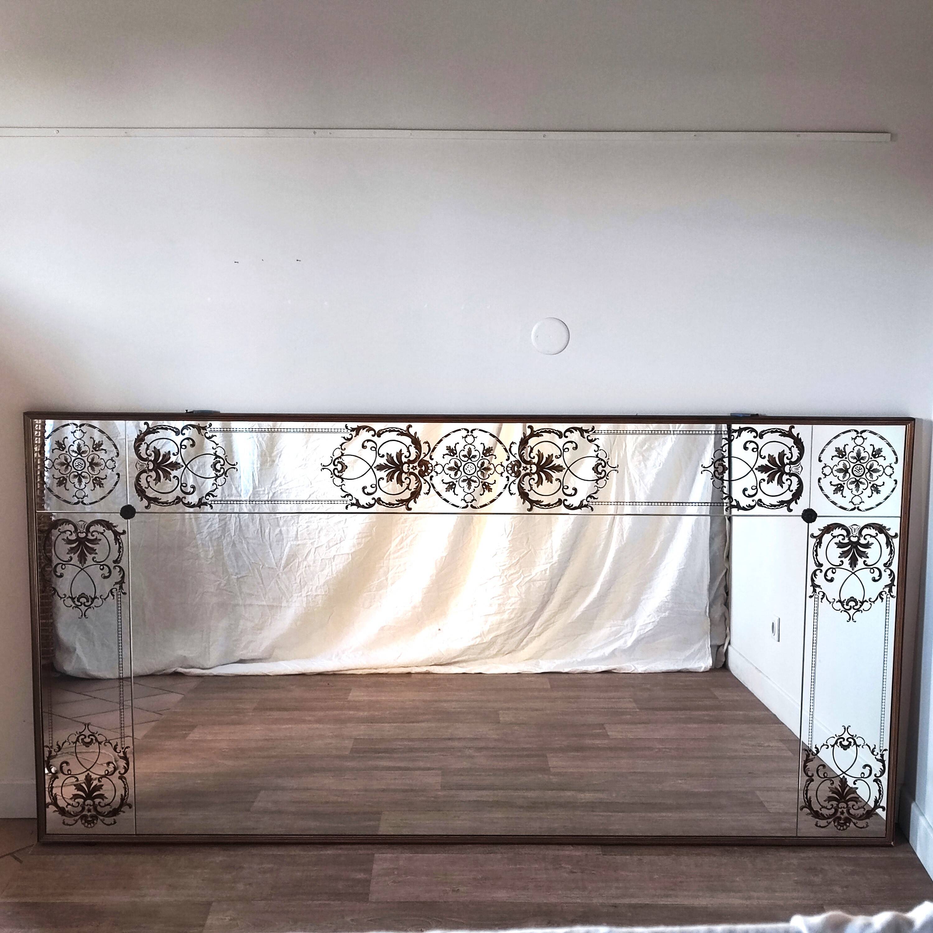 Bistro/brewery mirror