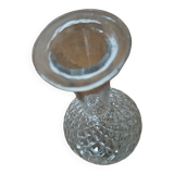 Carafe ou soliflore en verre taillé