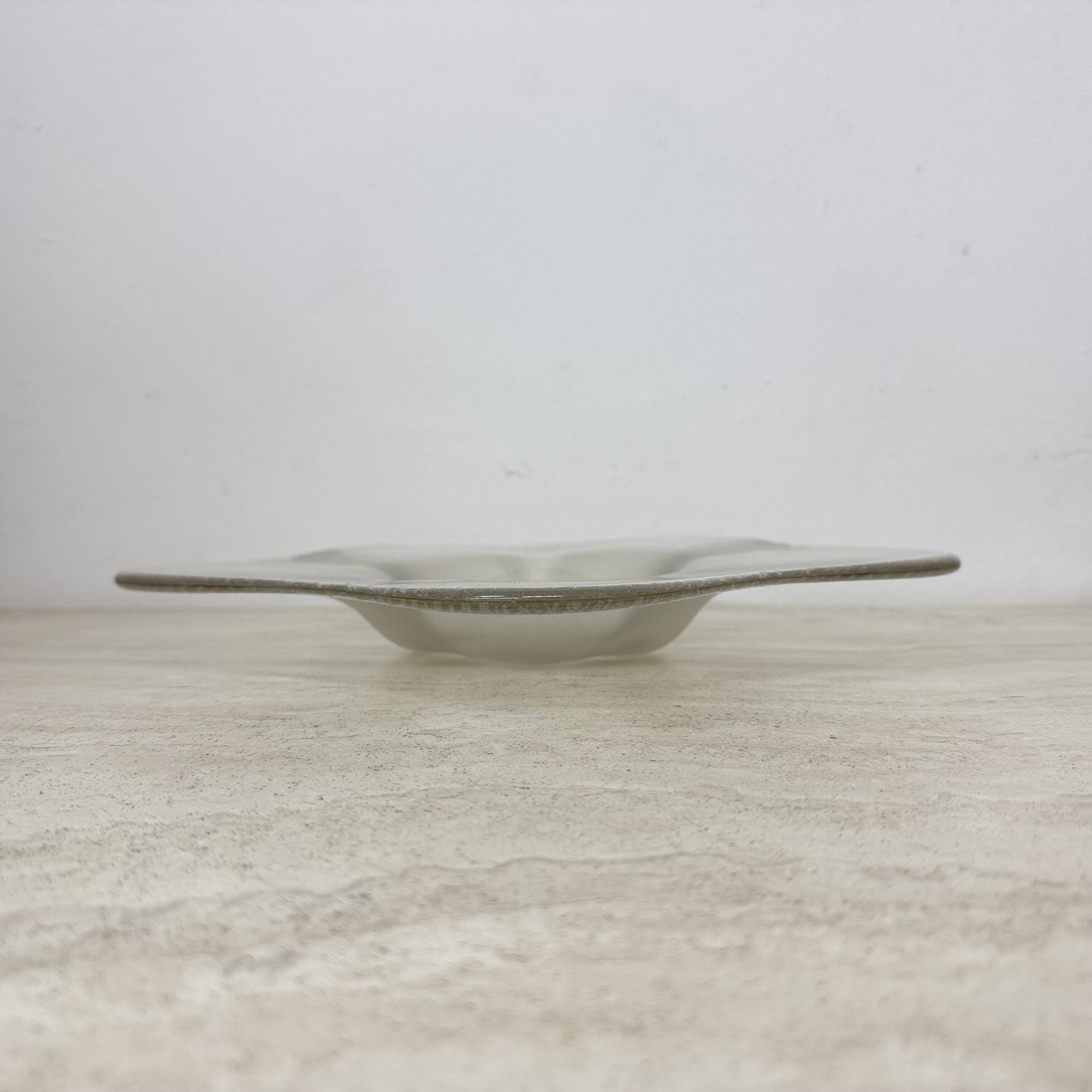 Antique bowl Willem Jacob Rozendaal for  Kristalunie Maastricht Coquille