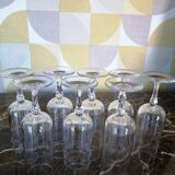 Lot of 8 engraved crystal champagne flutes
