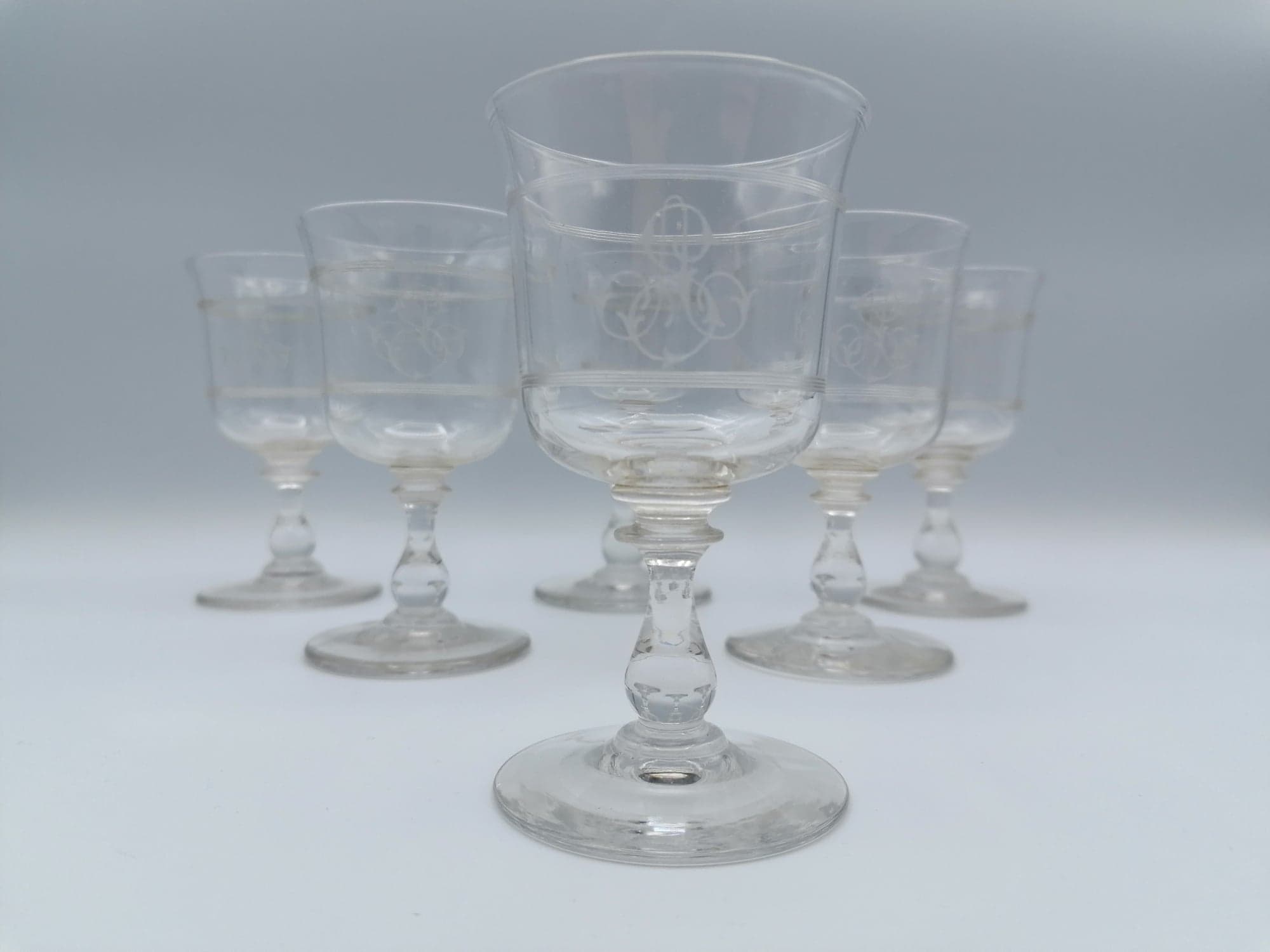 Ensemble de 6 verres en cristal monogrammés