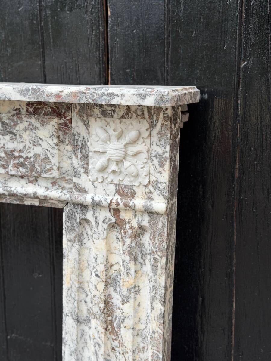 Louis XVI fireplace in grey Ardennes marble, late 18th century.