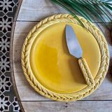 Vintage cheese and under bottle service