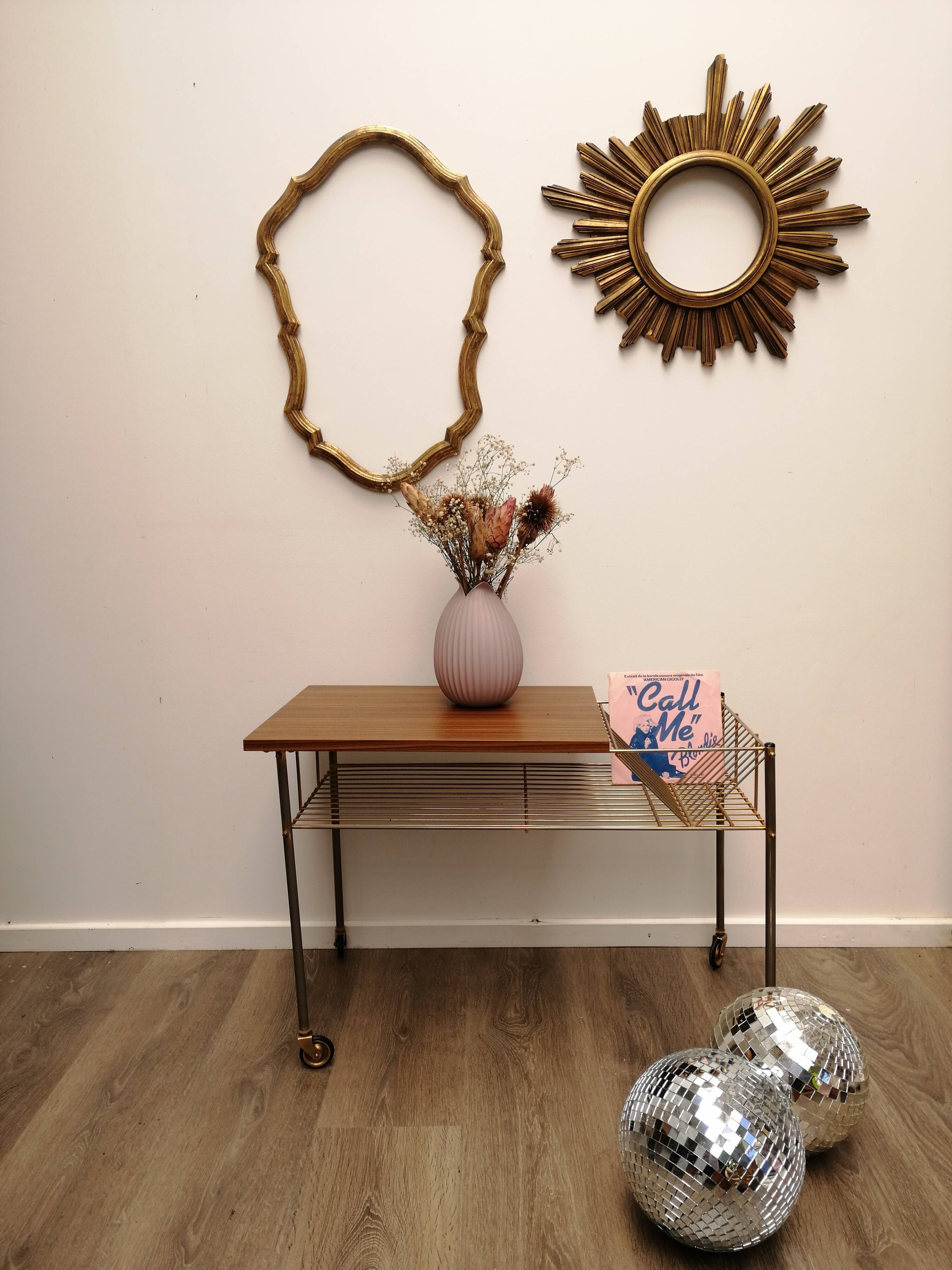 Desserte range vinyls