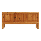 Solid Pine Sideboard with a Simple, Strong and Sturdy Look