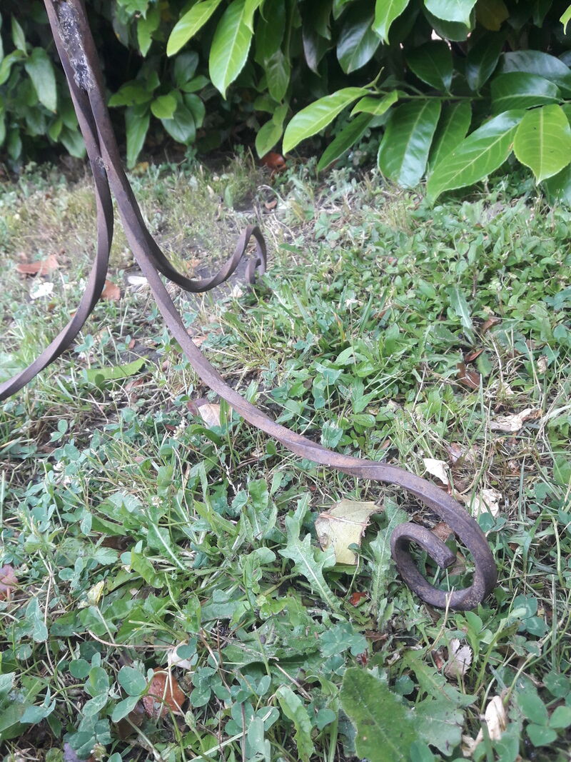 Porte plante h135cm fer torsadé vintage
