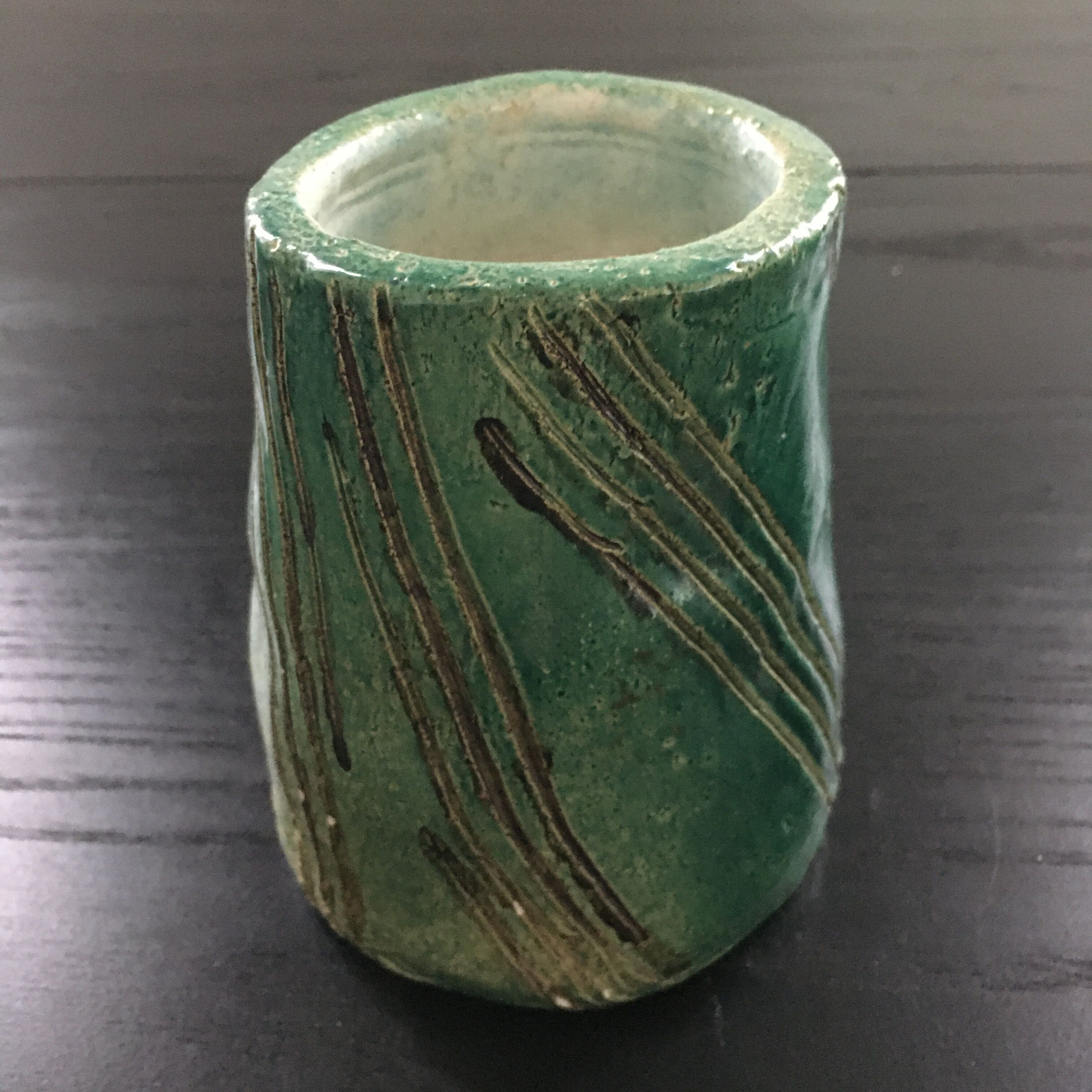 Japanese handcrafted vase signed