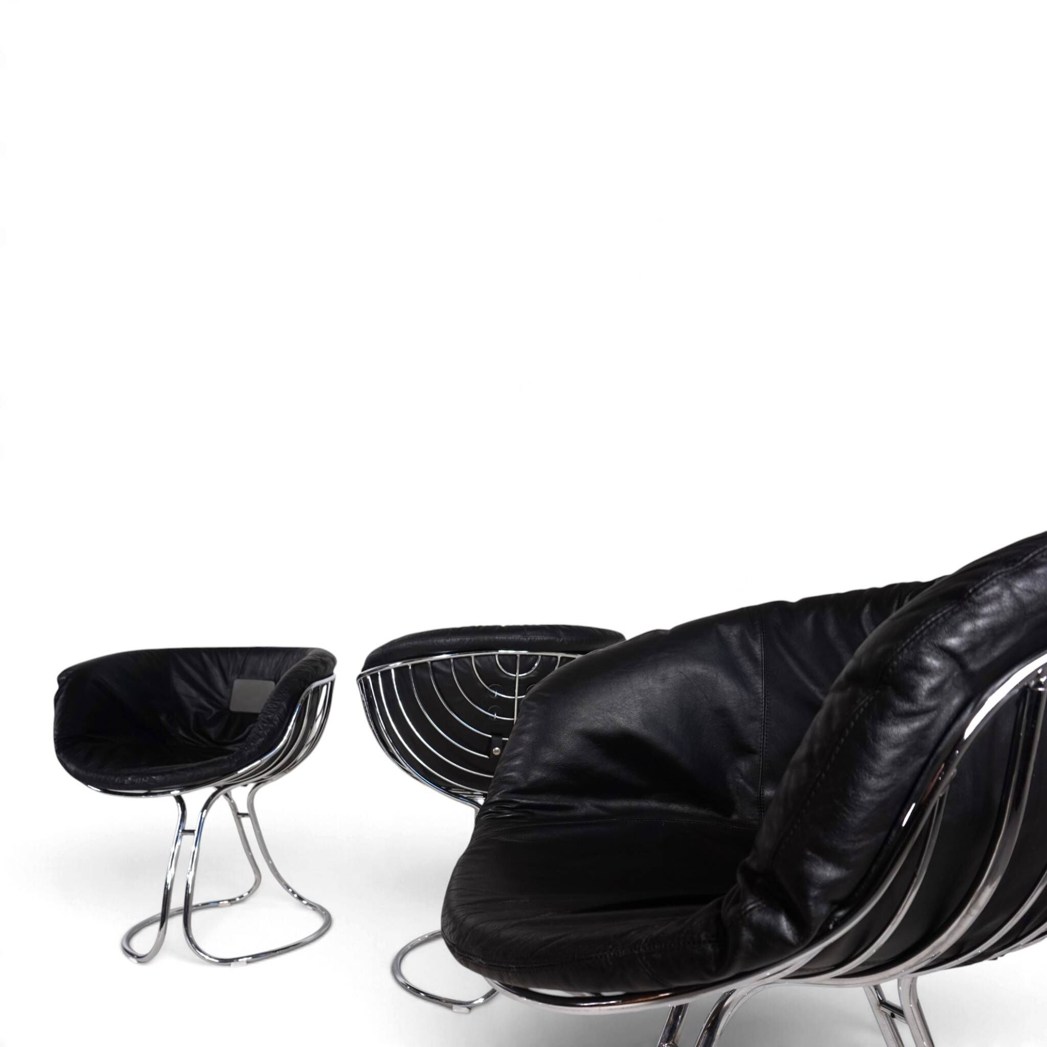 Set of 4 Pan Am dining chairs, chrome, leather by Gastone Rinaldi for RIMA,