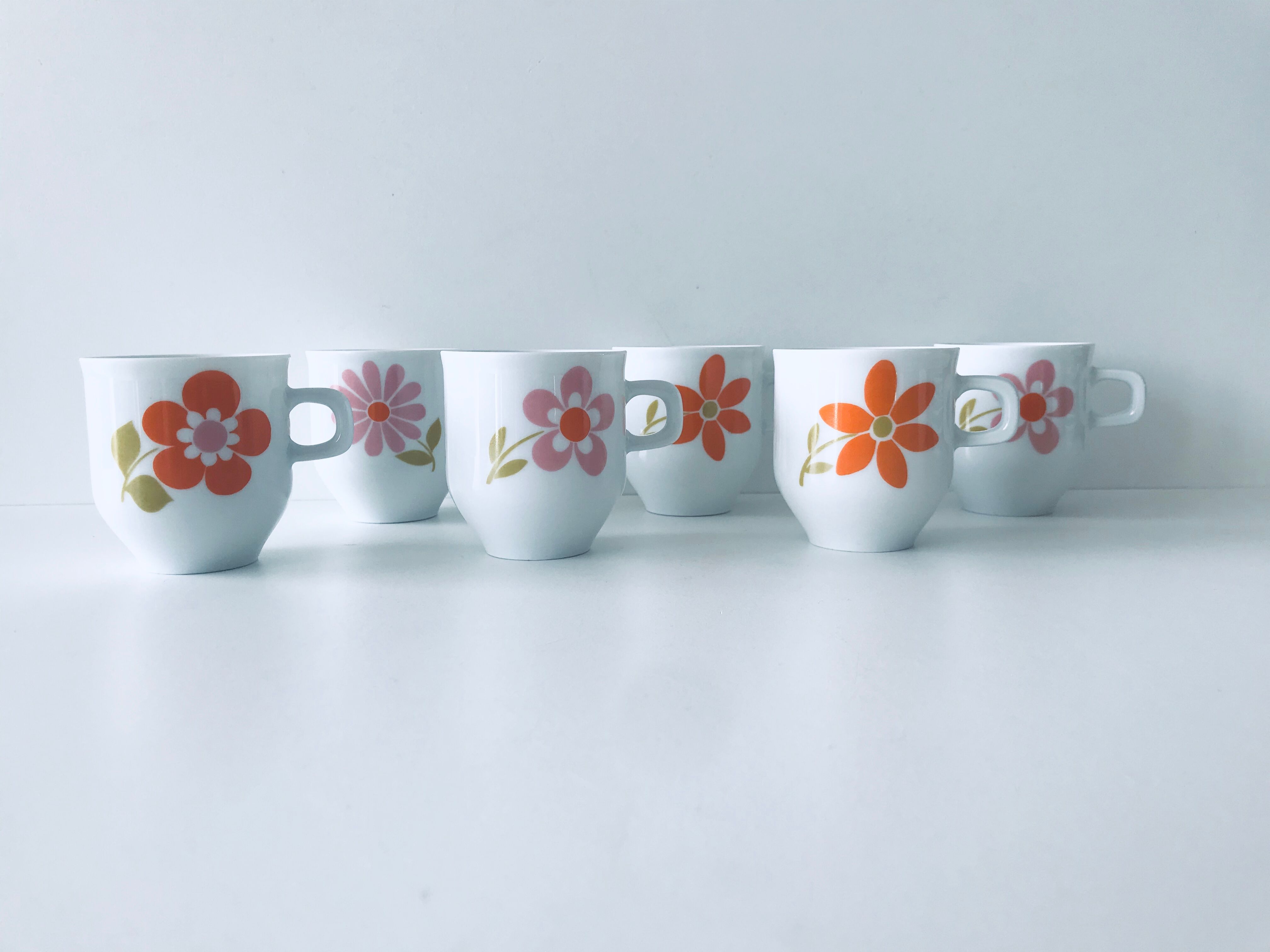 Coffee service or porcelain tea