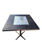 Table de café revisitée avec un miroir Sablé