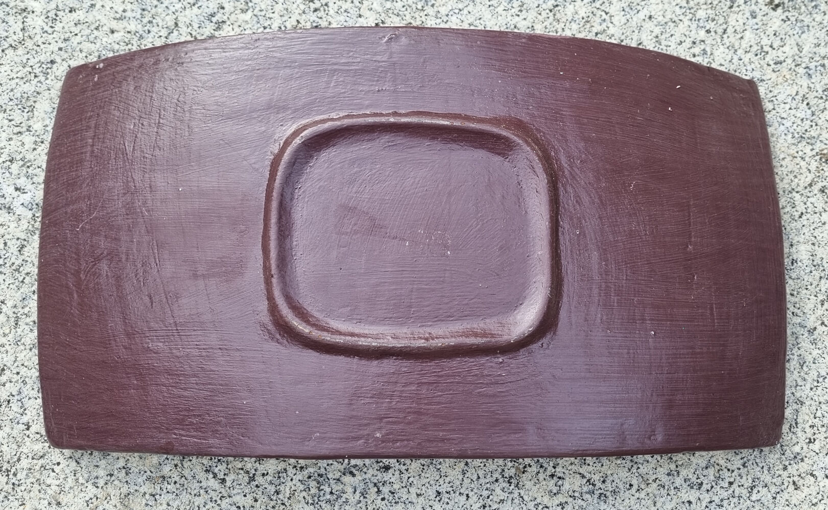 African dish, terracotta, African-inspired decoration.