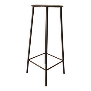 tabouret haut brutaliste - acier